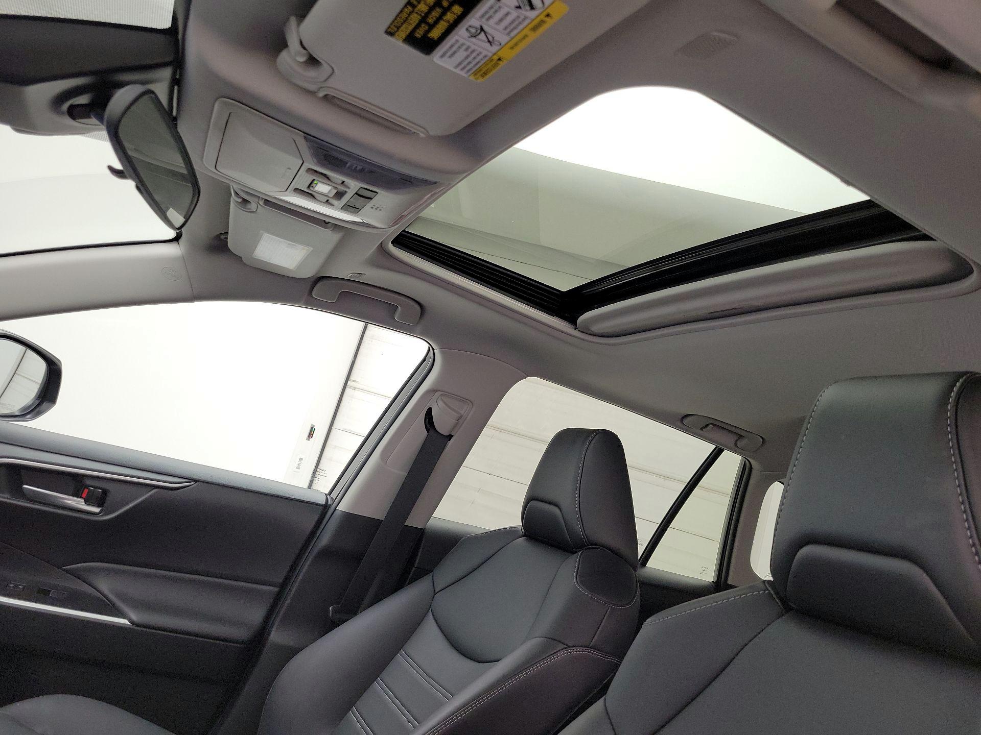 Thumbnail: 2024 Toyota RAV4 - 19