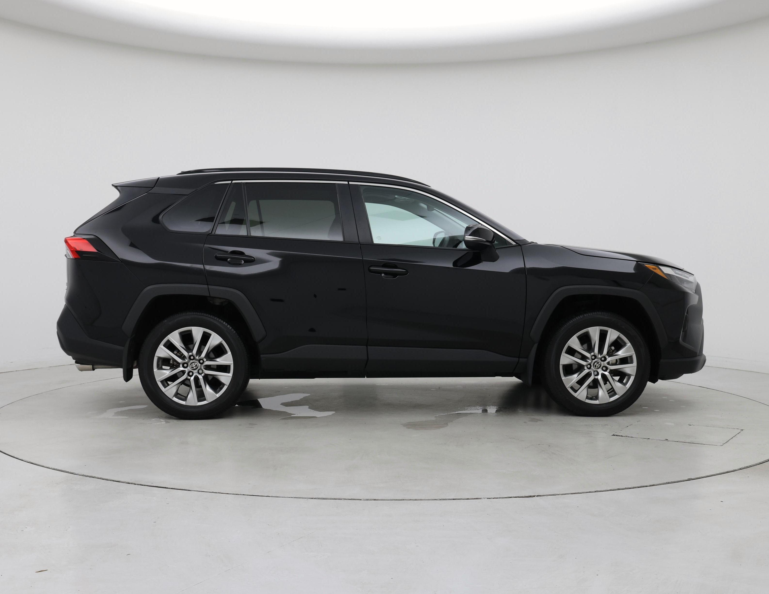 Thumbnail: 2024 Toyota RAV4 - 7
