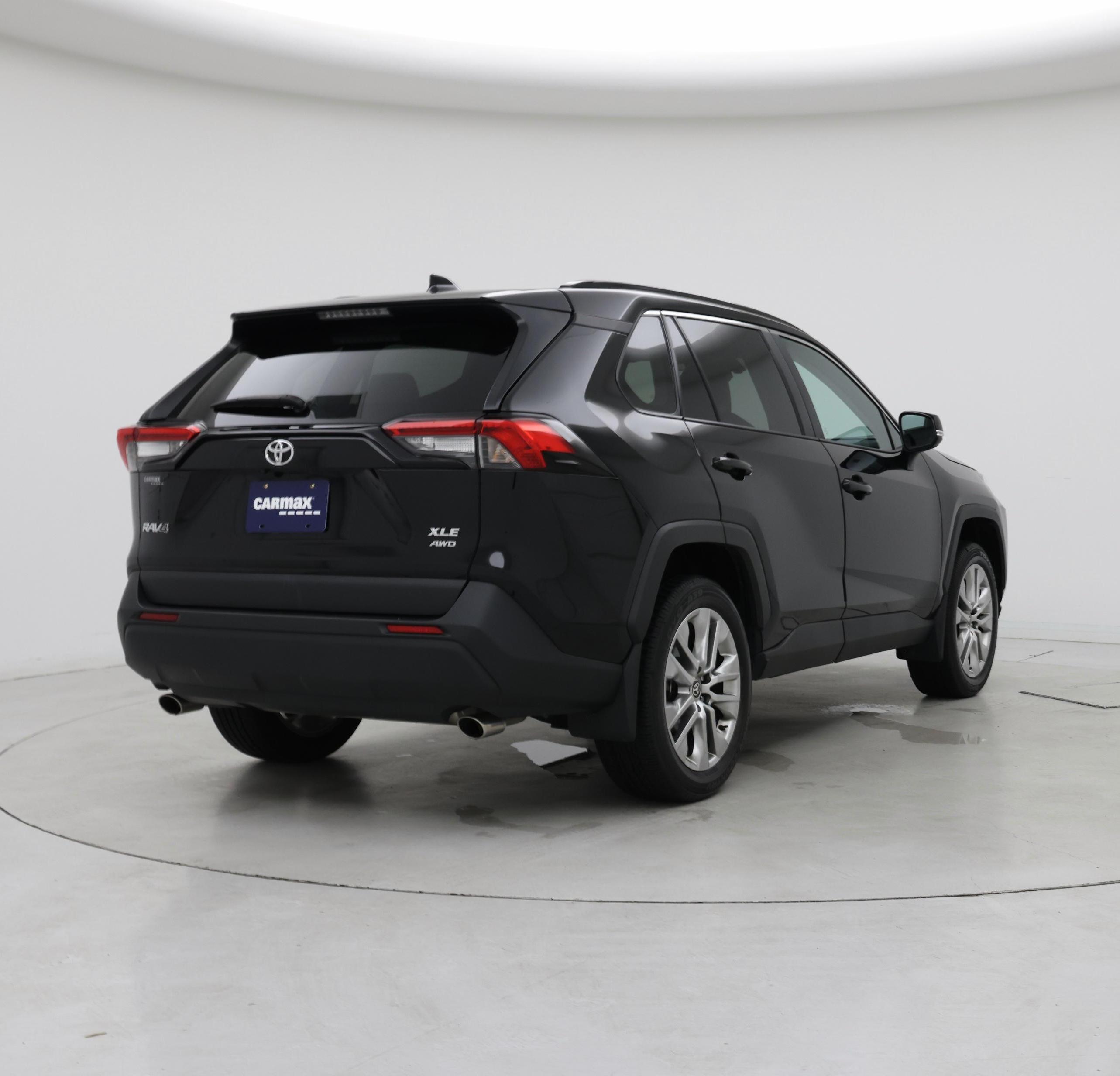 Thumbnail: 2024 Toyota RAV4 - 8