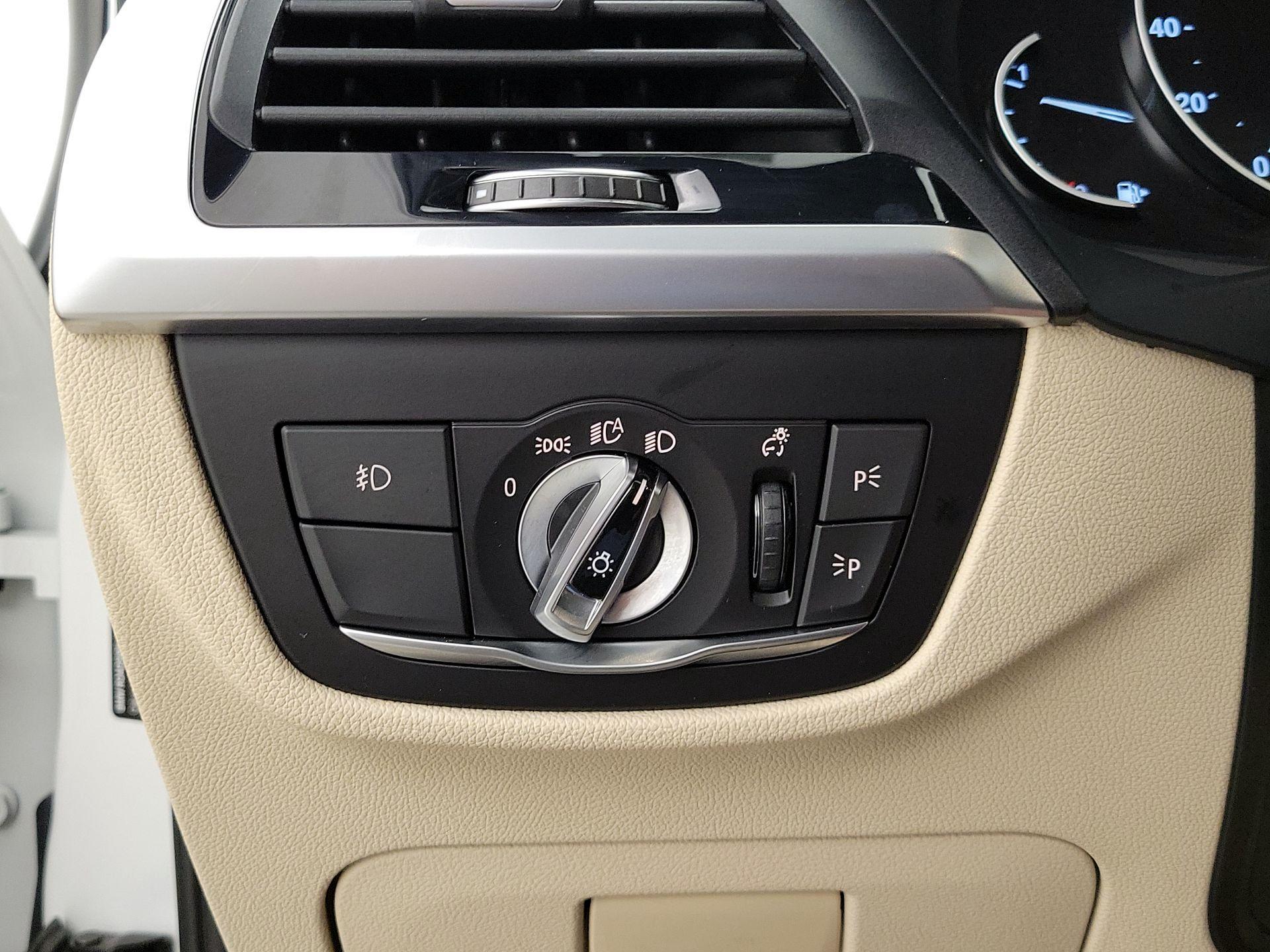Thumbnail: 2020 BMW X3 - 13