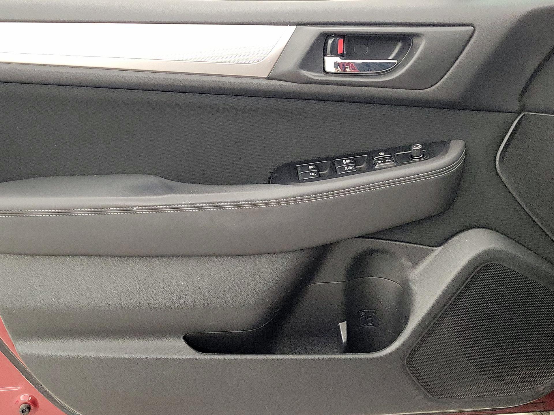 Thumbnail: 2015 Subaru Outback - 12