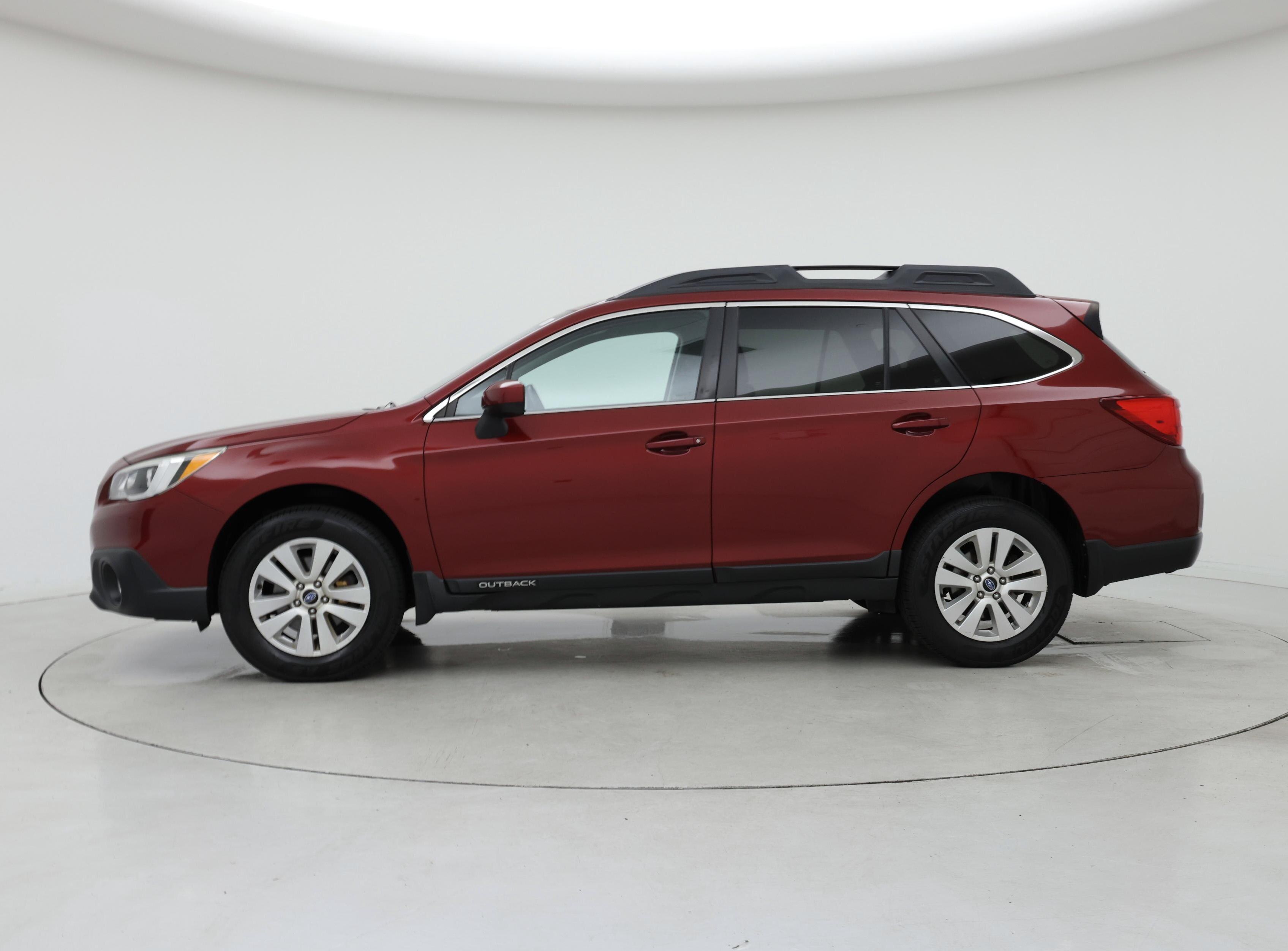 Thumbnail: 2015 Subaru Outback - 3