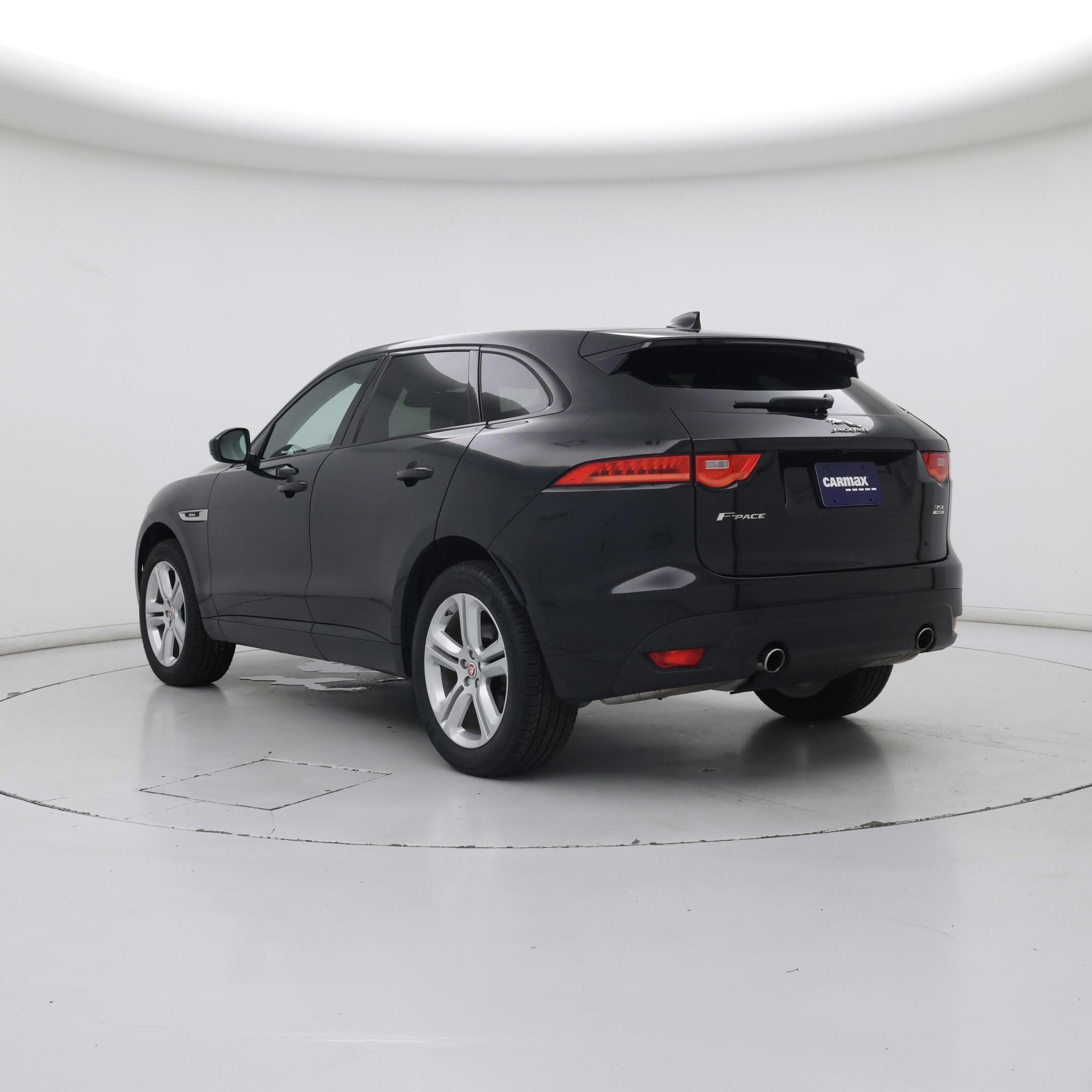 Thumbnail: 2017 Jaguar F-Pace - 2