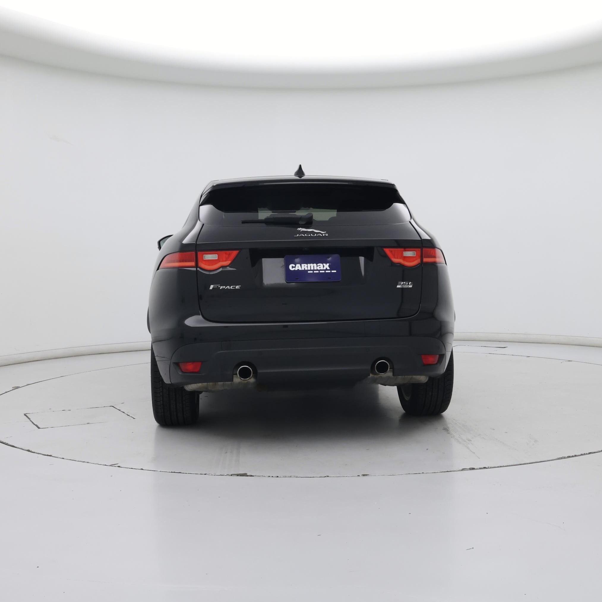 Thumbnail: 2017 Jaguar F-Pace - 6