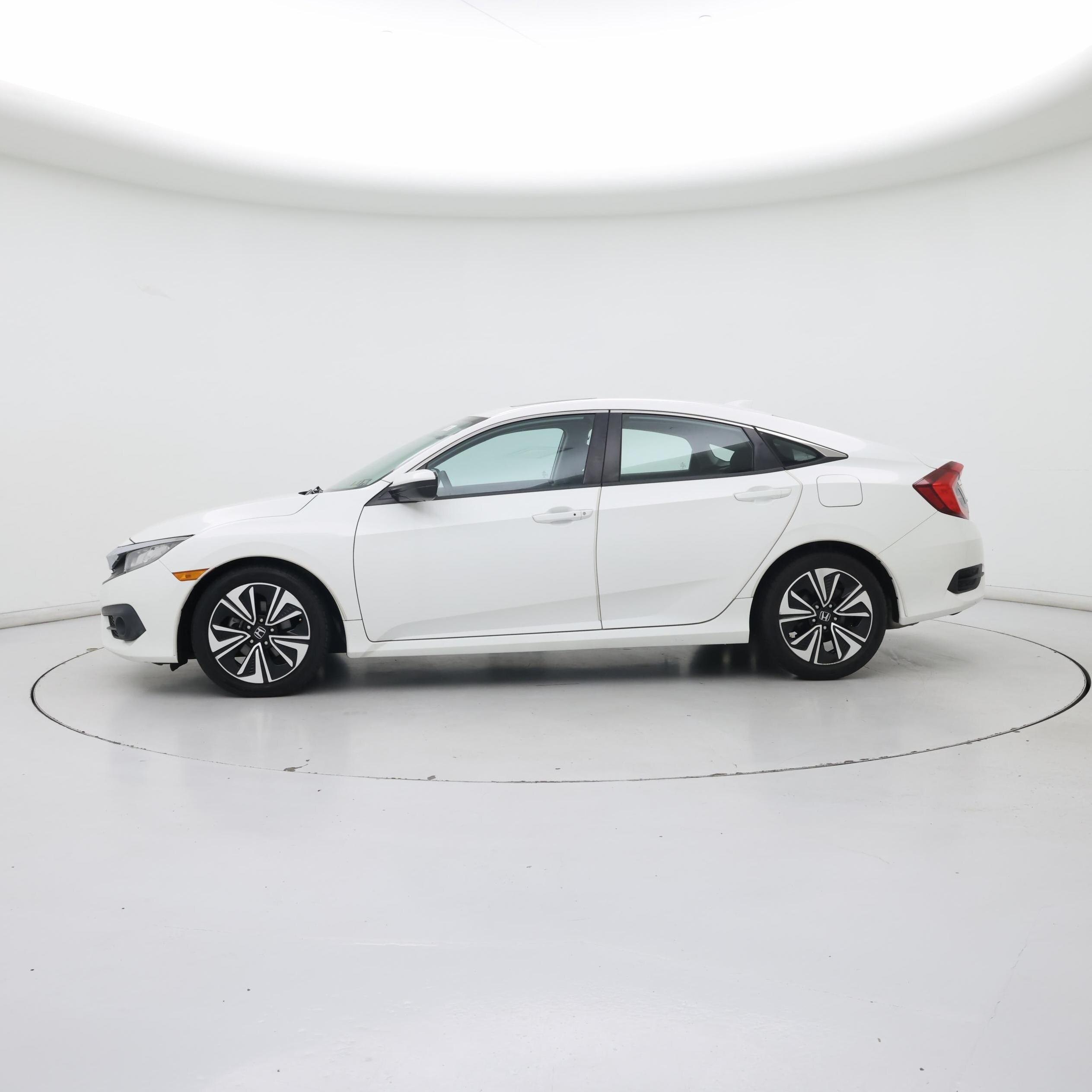 Thumbnail: 2017 Honda Civic - 3