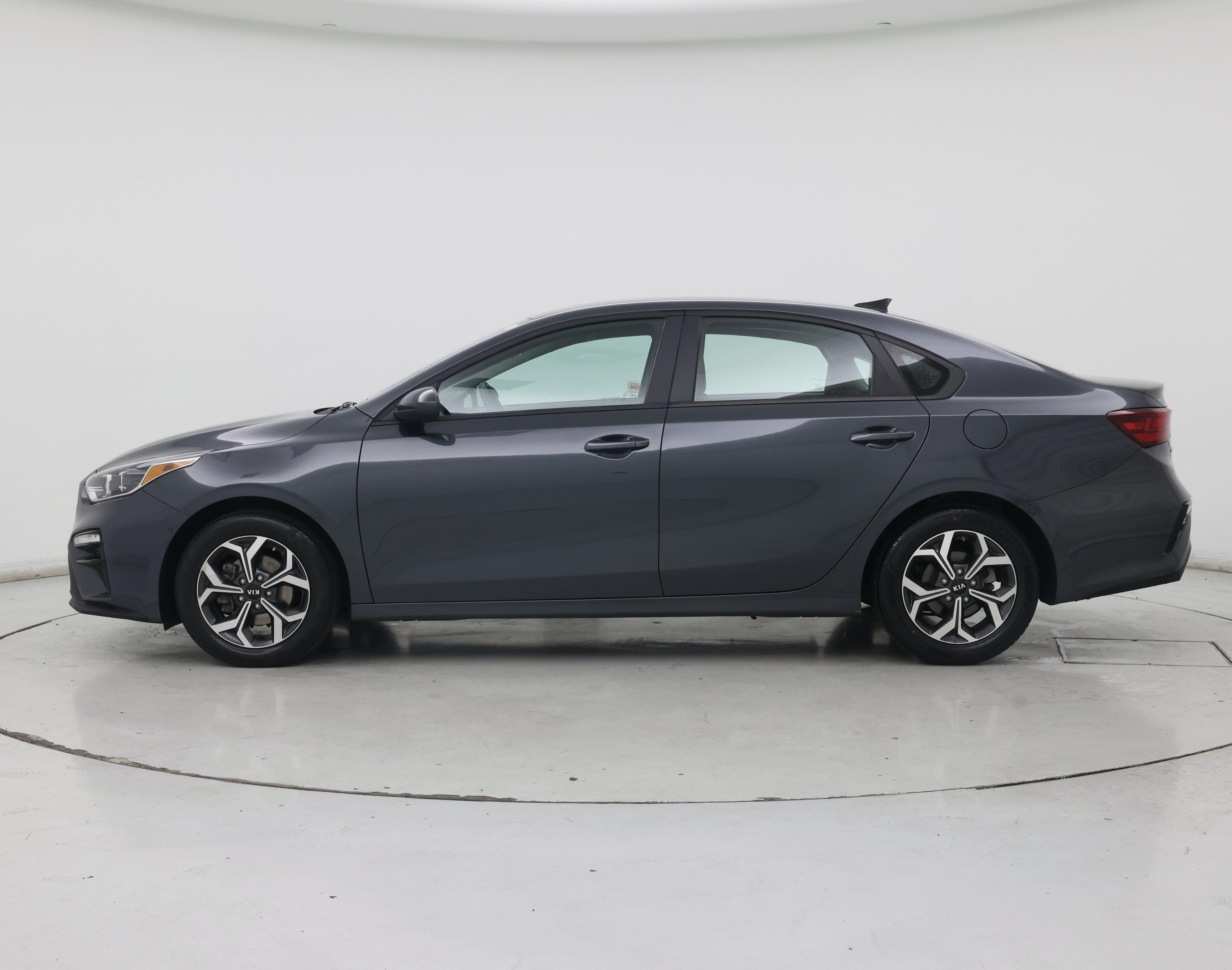 Thumbnail: 2019 Kia Forte - 3