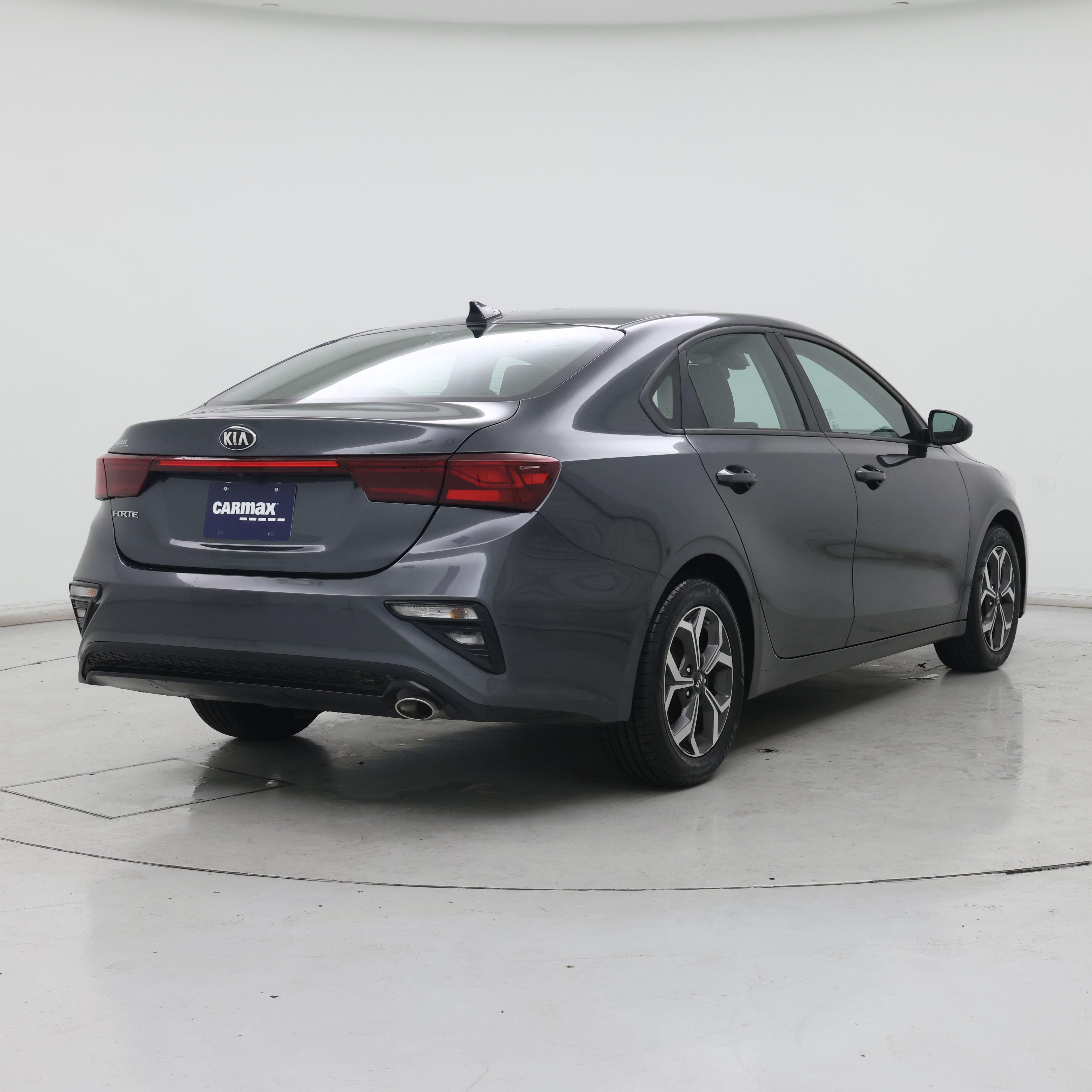 Thumbnail: 2019 Kia Forte - 8