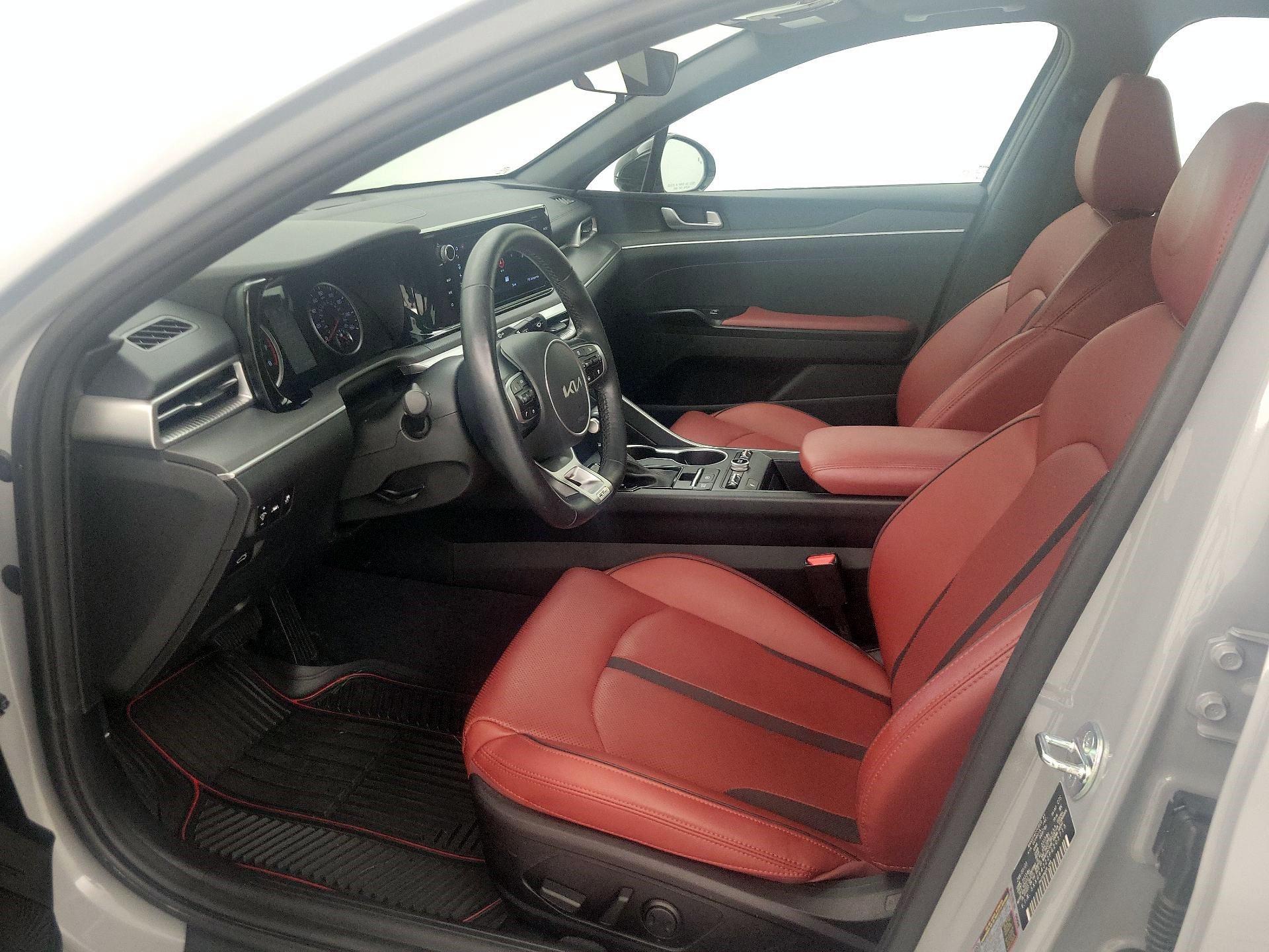 Thumbnail: 2023 Kia K5 - 11