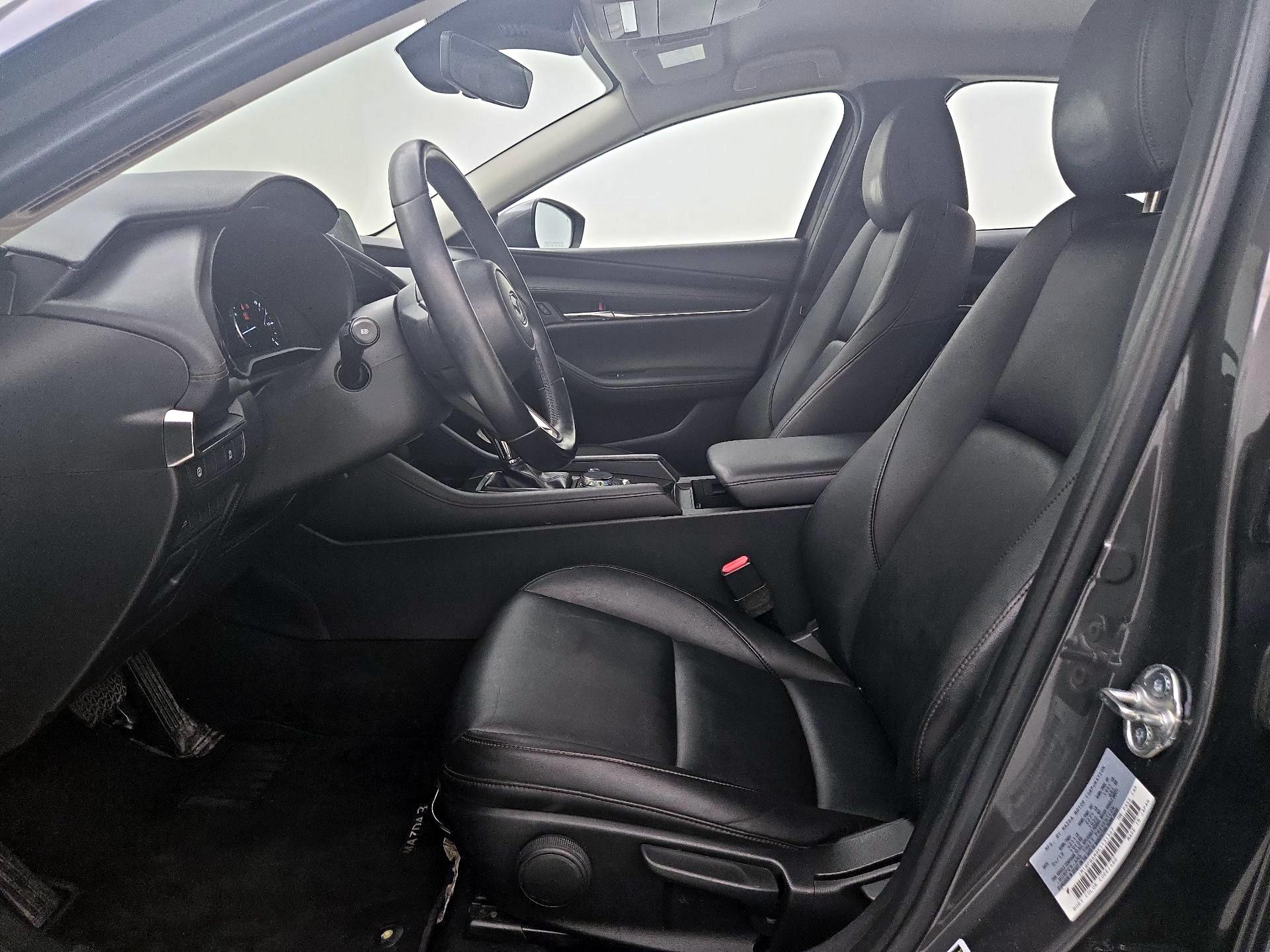 Thumbnail: 2019 Mazda Mazda3 - 11