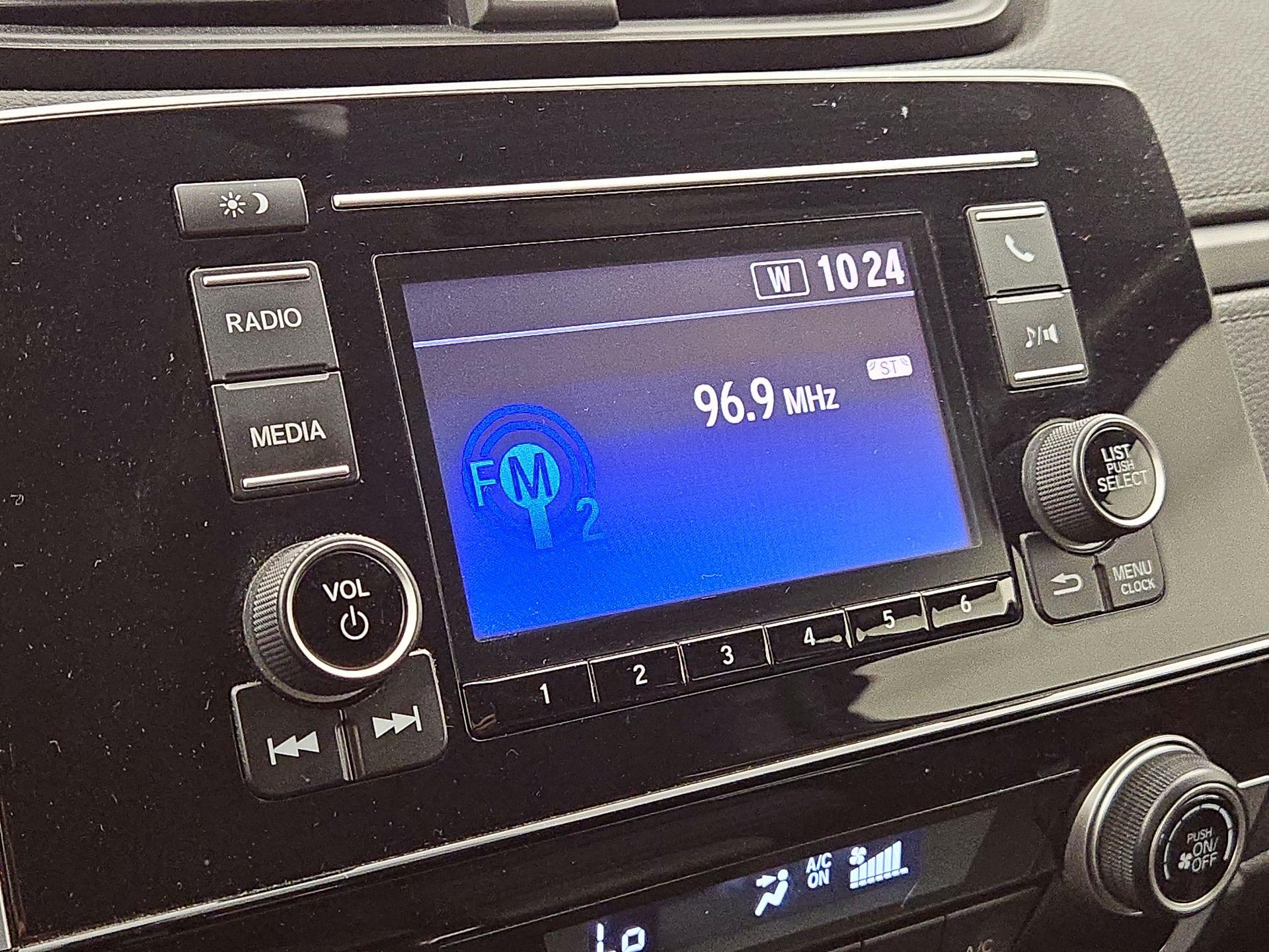 Thumbnail: 2017 Honda CR-V - 15