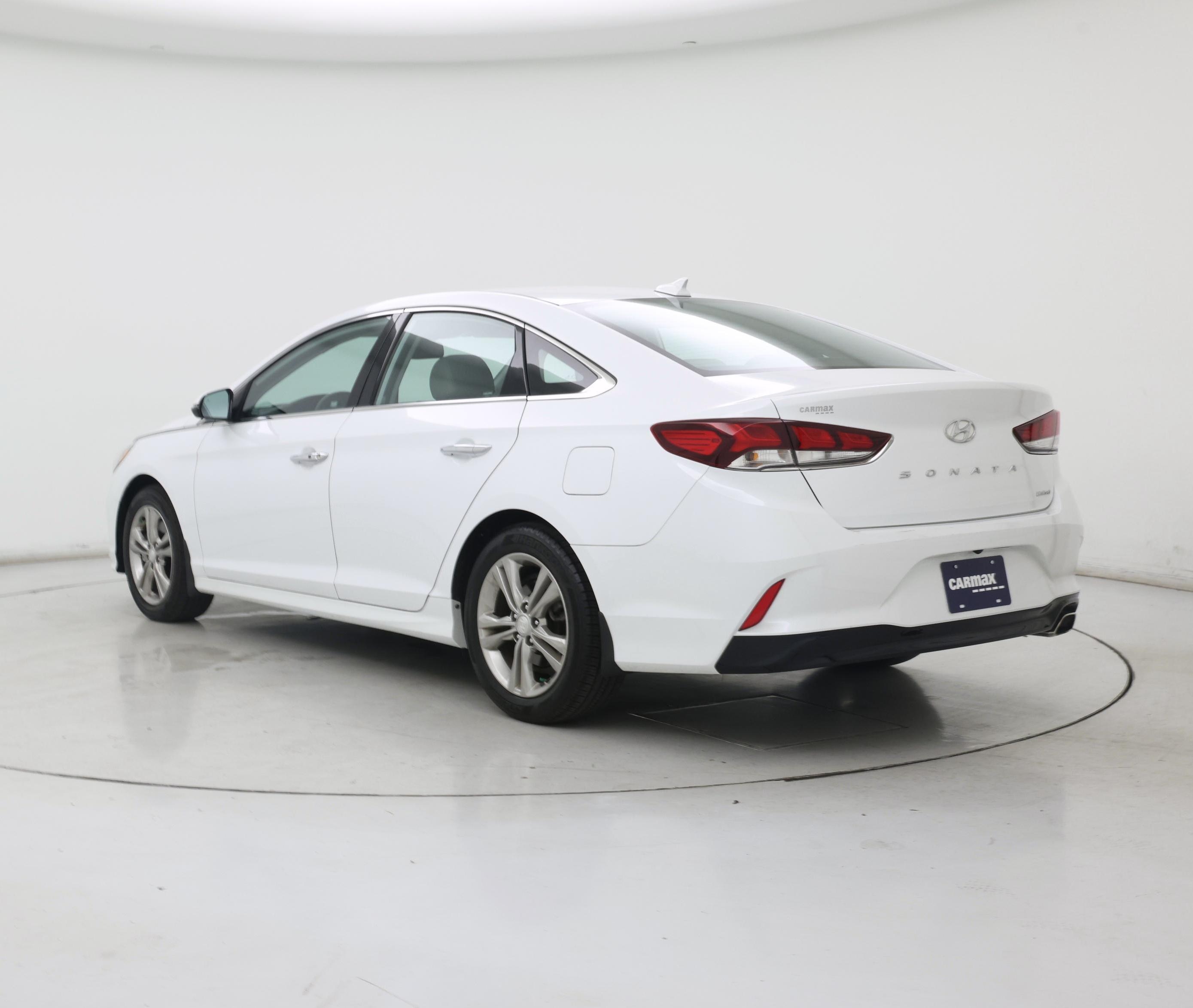 Thumbnail: 2019 Hyundai Sonata - 2