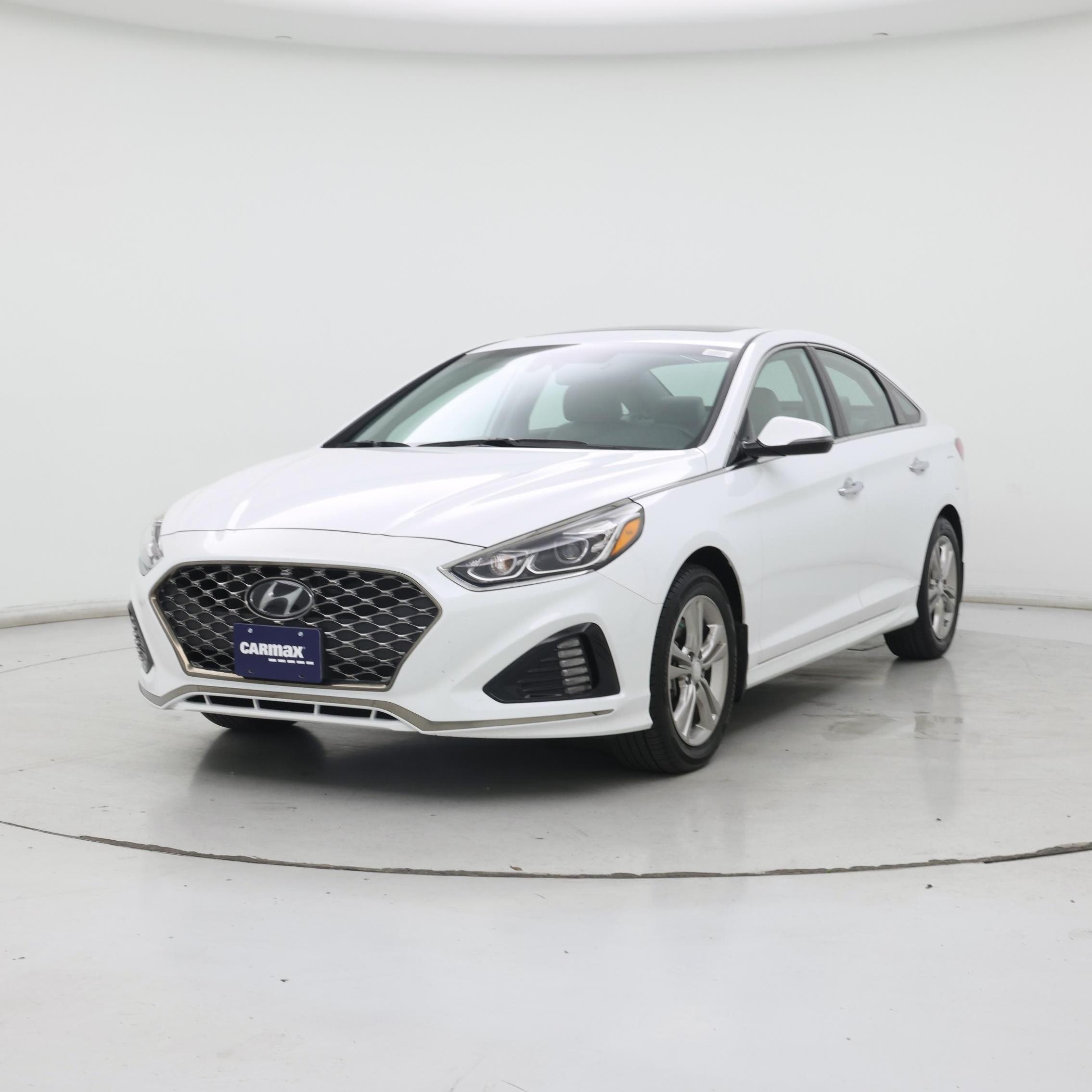 Thumbnail: 2019 Hyundai Sonata - 4