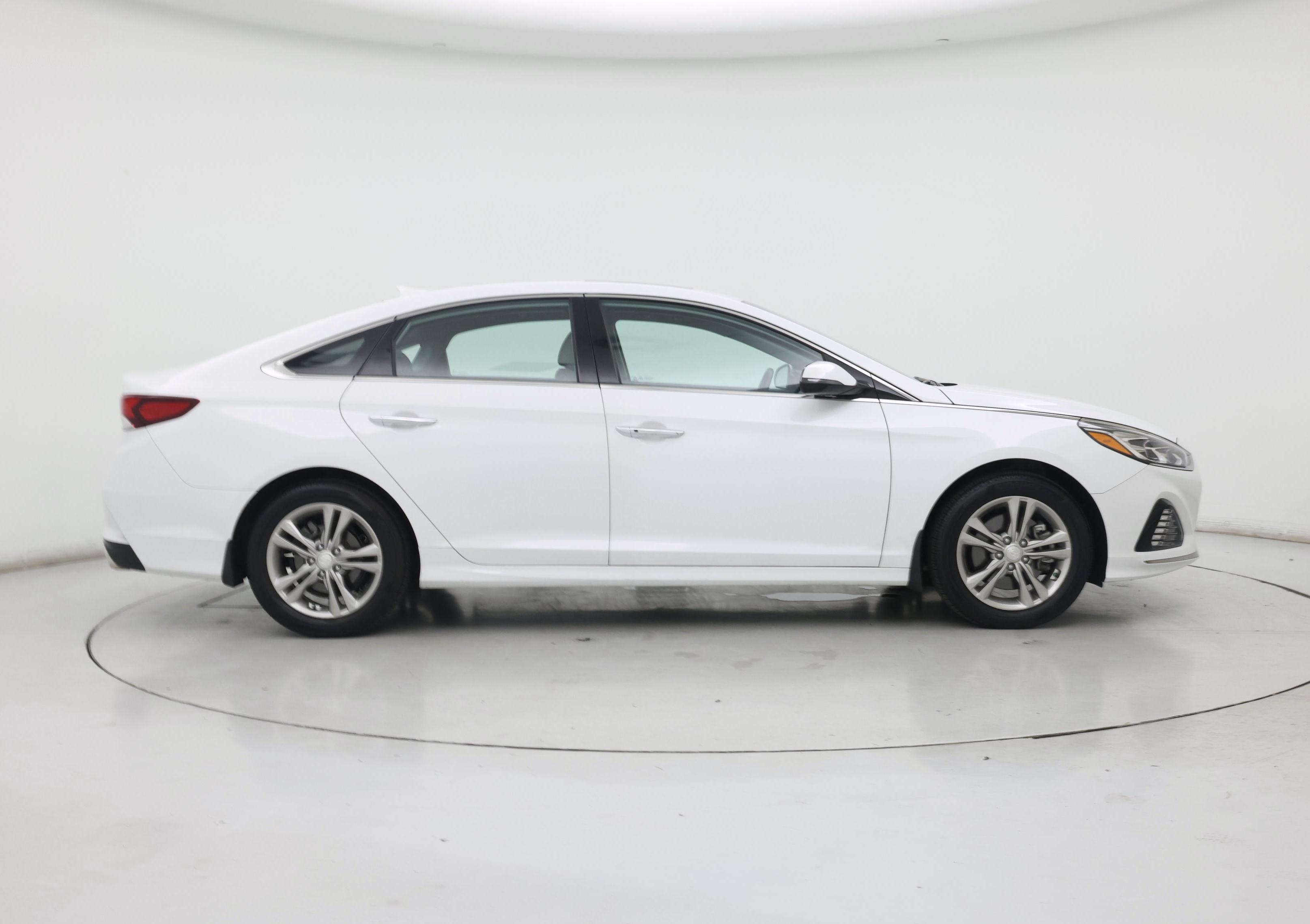 Thumbnail: 2019 Hyundai Sonata - 7