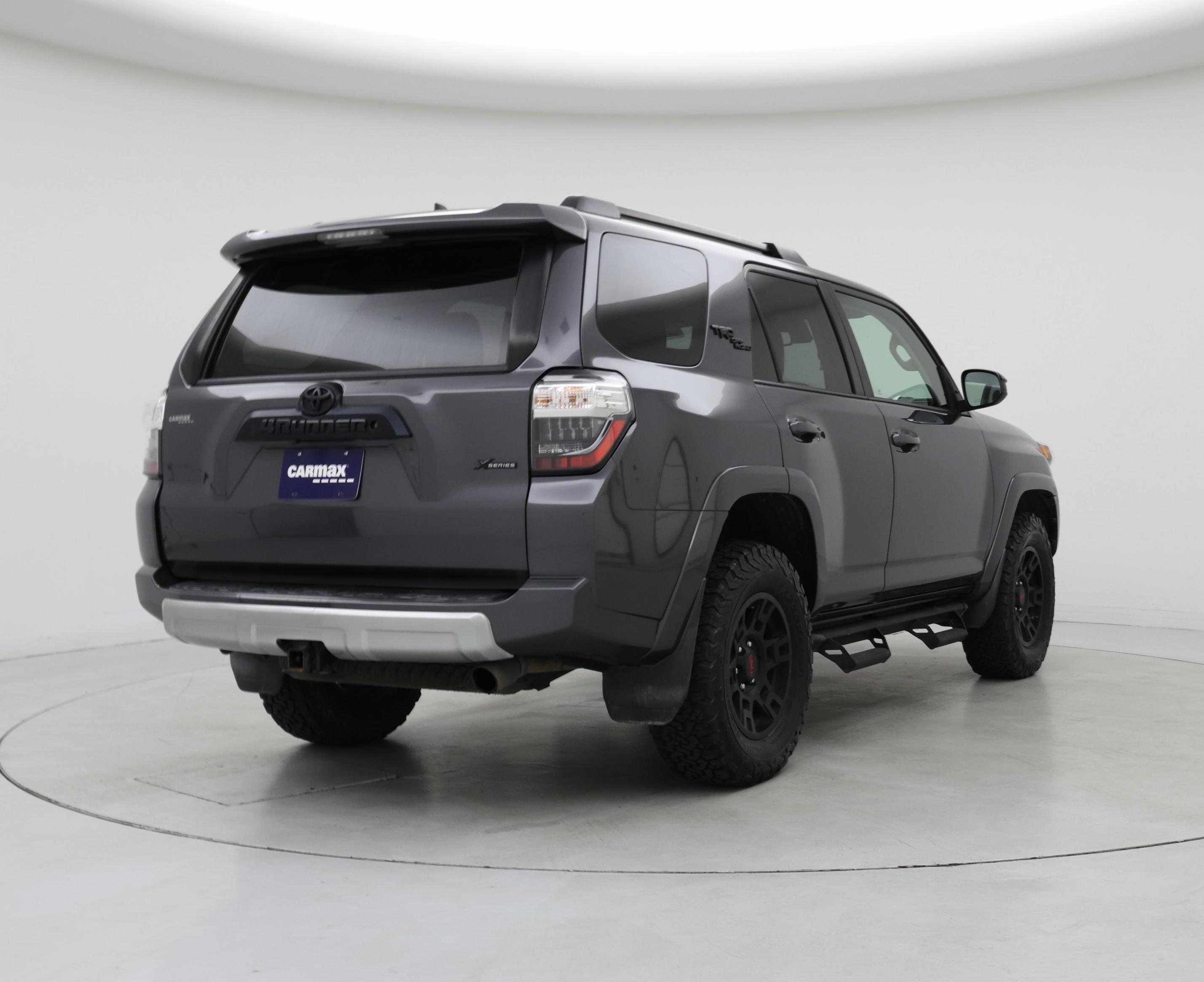 Thumbnail: 2020 Toyota 4Runner - 8