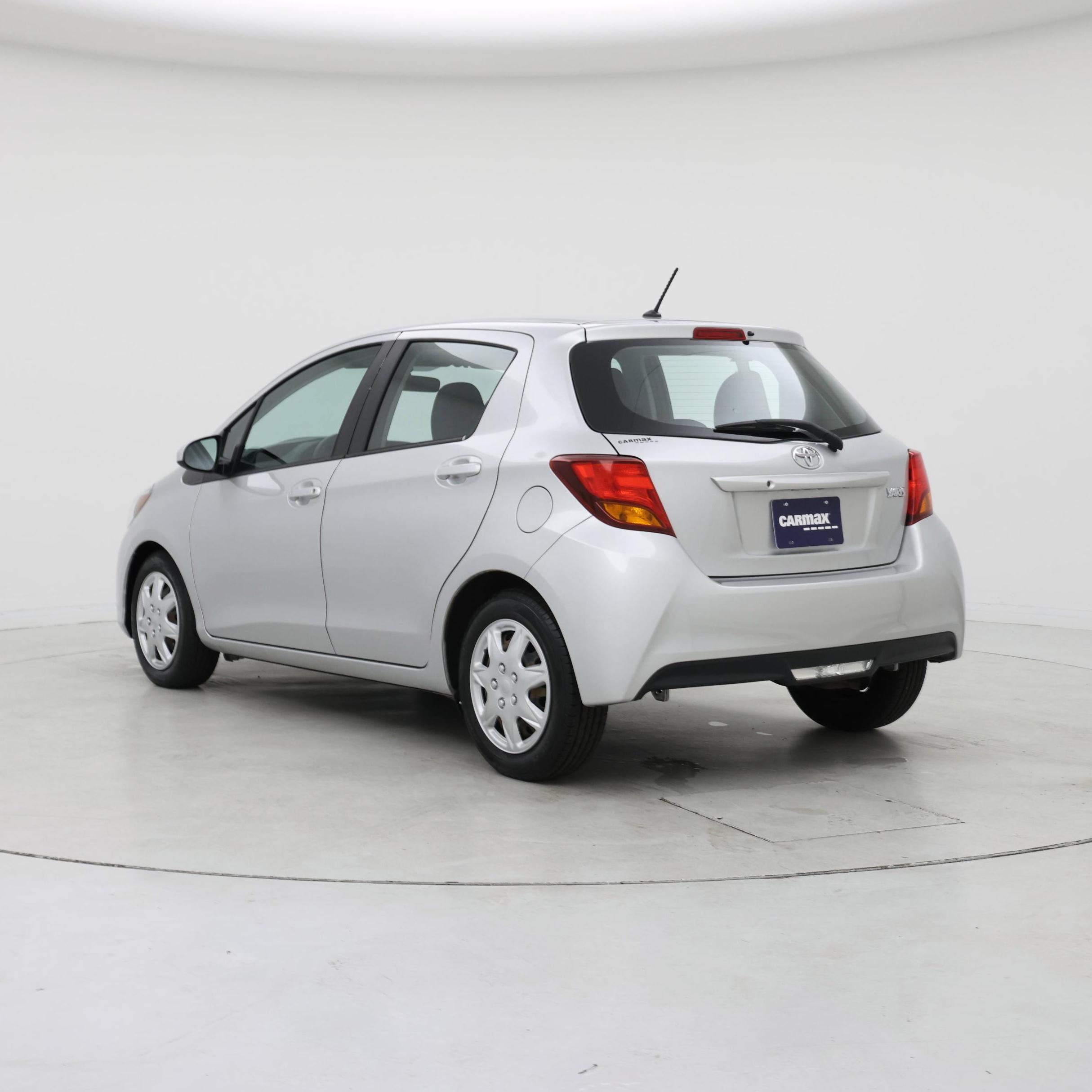 Thumbnail: 2016 Toyota Yaris - 2