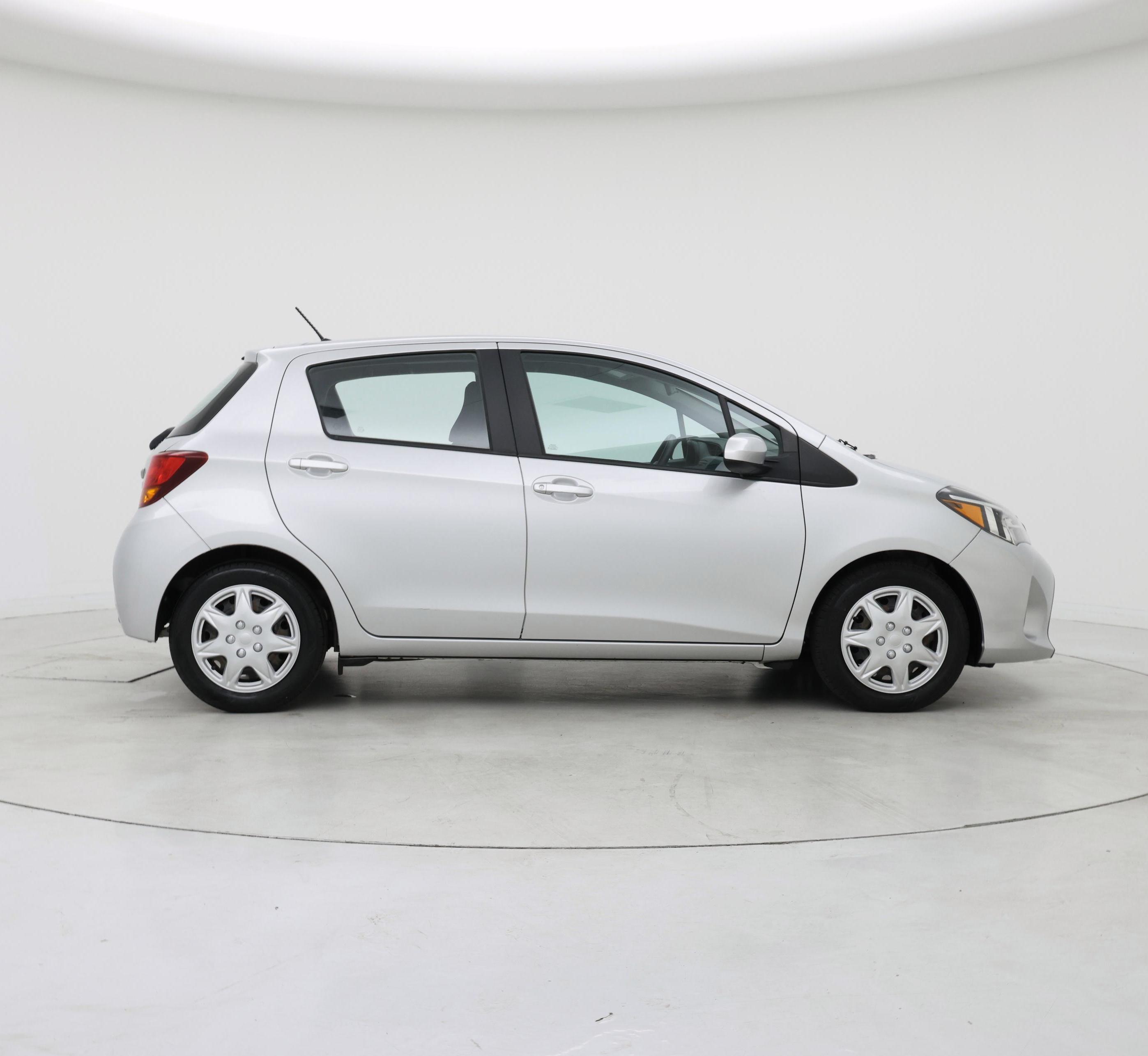Thumbnail: 2016 Toyota Yaris - 7