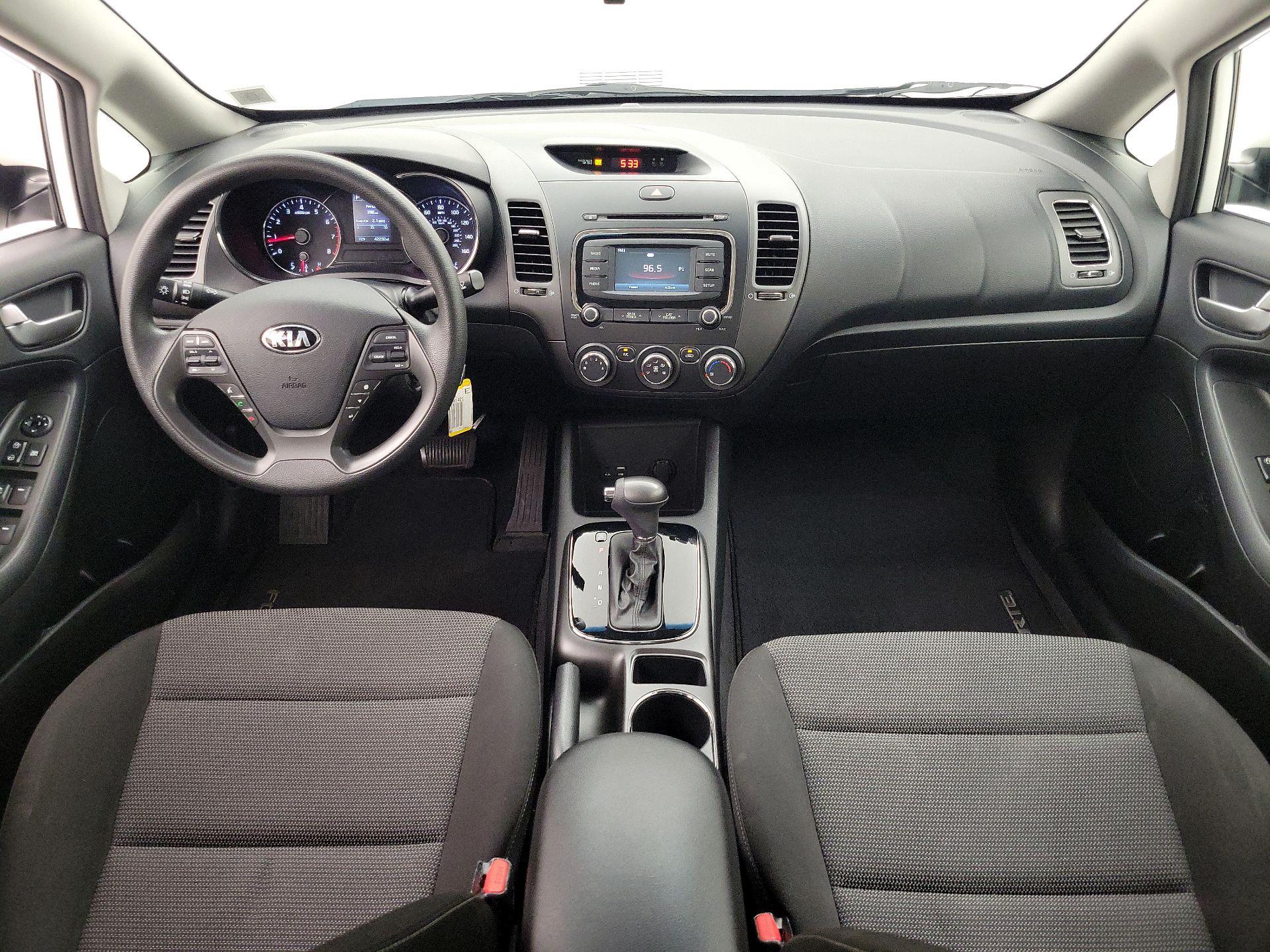 Thumbnail: 2018 Kia Forte - 9