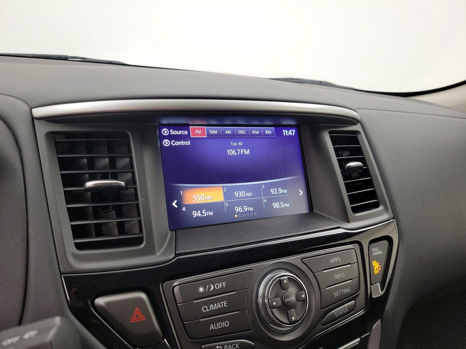 Thumbnail: 2020 Nissan Pathfinder - 15