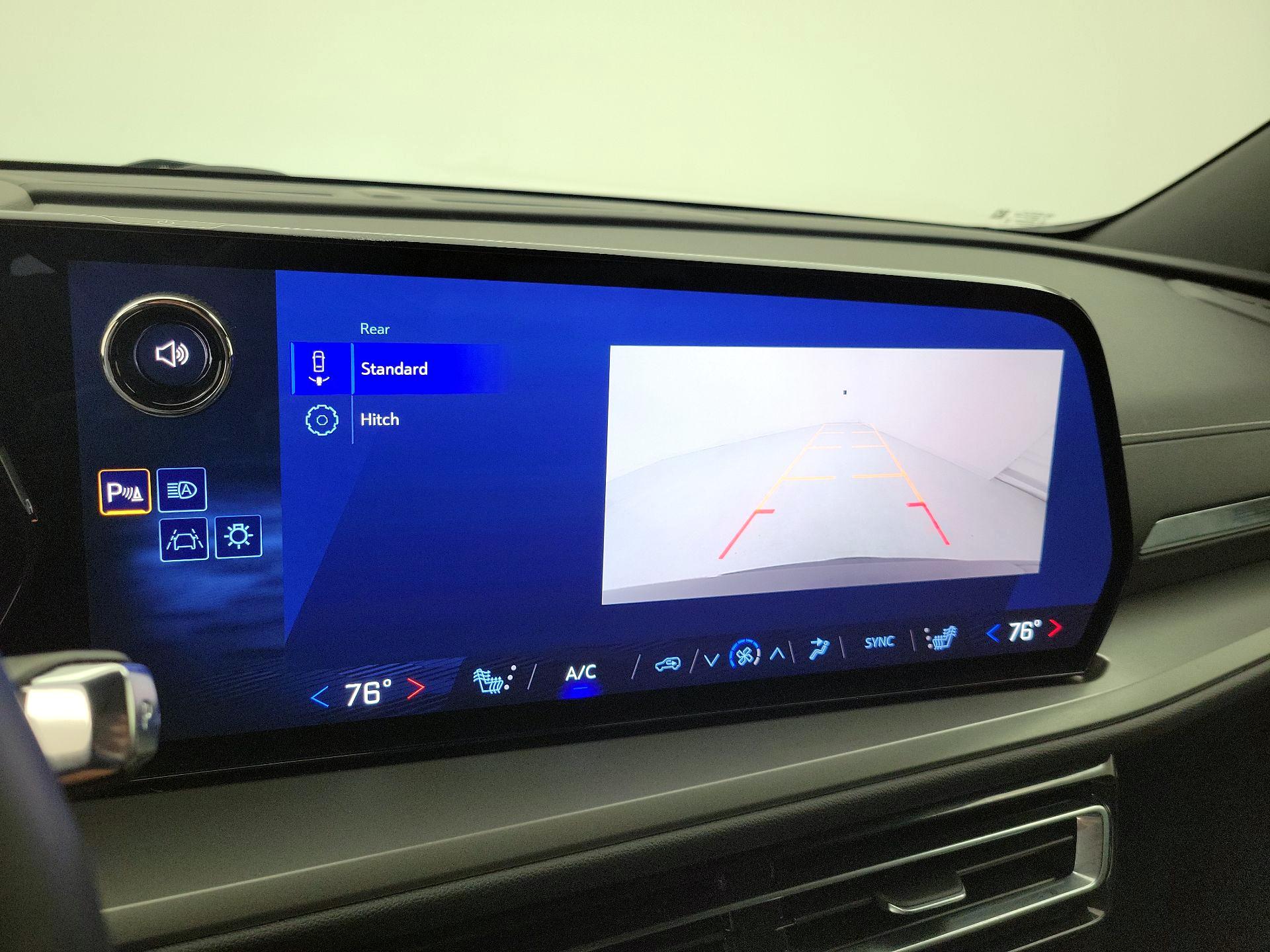 Thumbnail: 2025 Chevrolet Traverse - 15