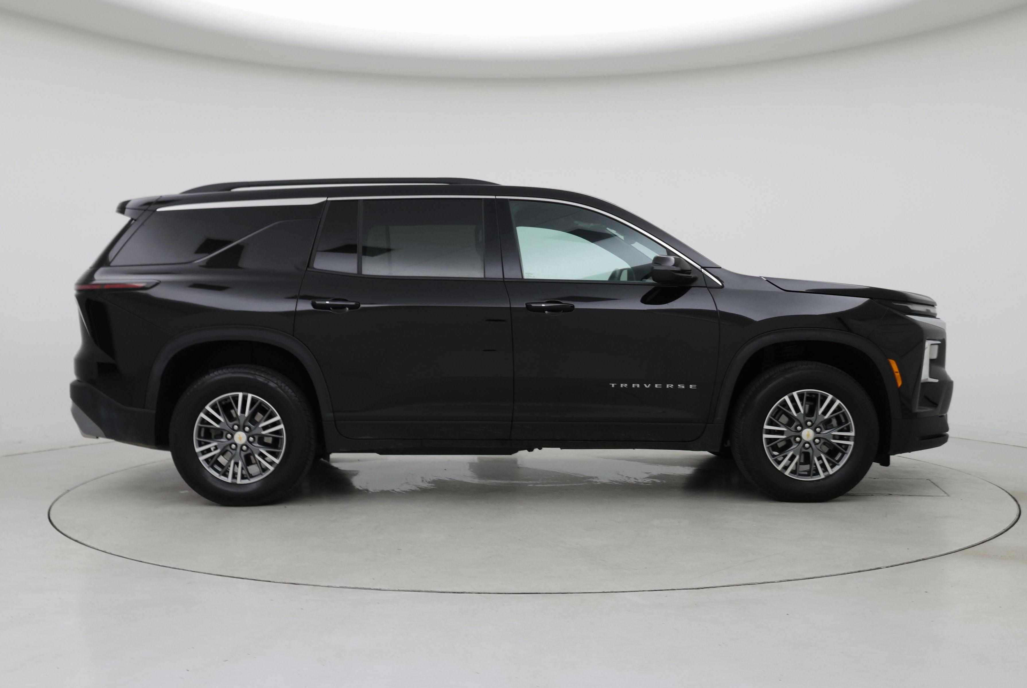 Thumbnail: 2025 Chevrolet Traverse - 7