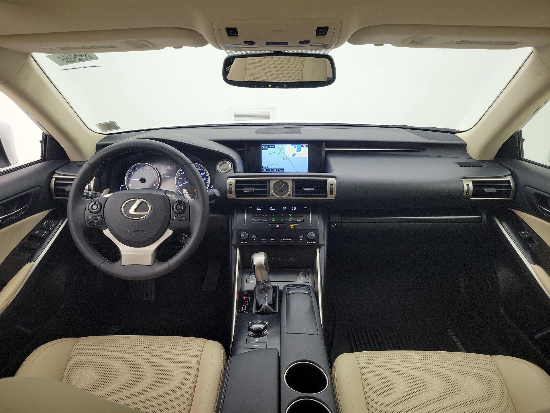 Thumbnail: 2014 Lexus IS - 9