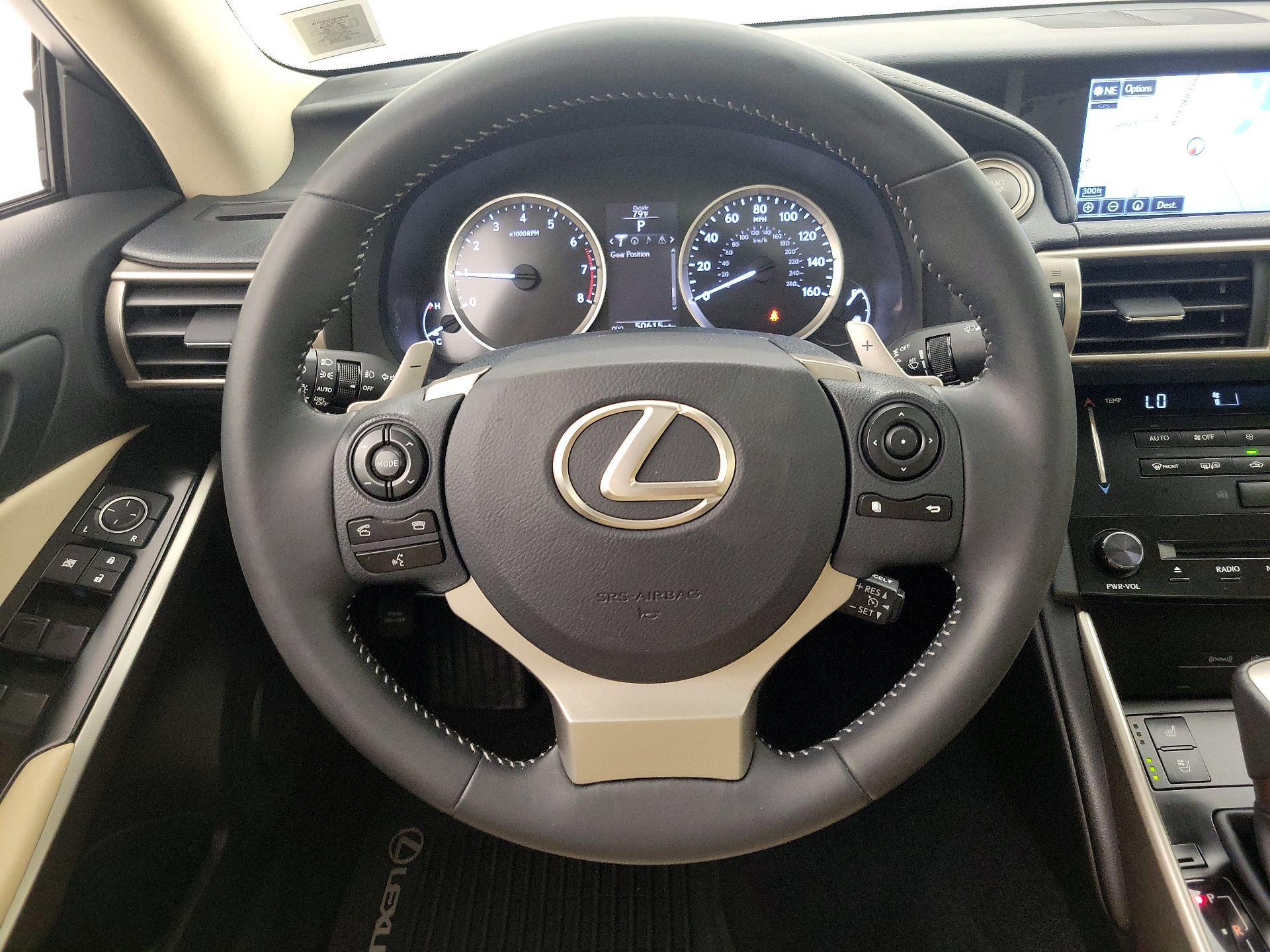 Thumbnail: 2014 Lexus IS - 10
