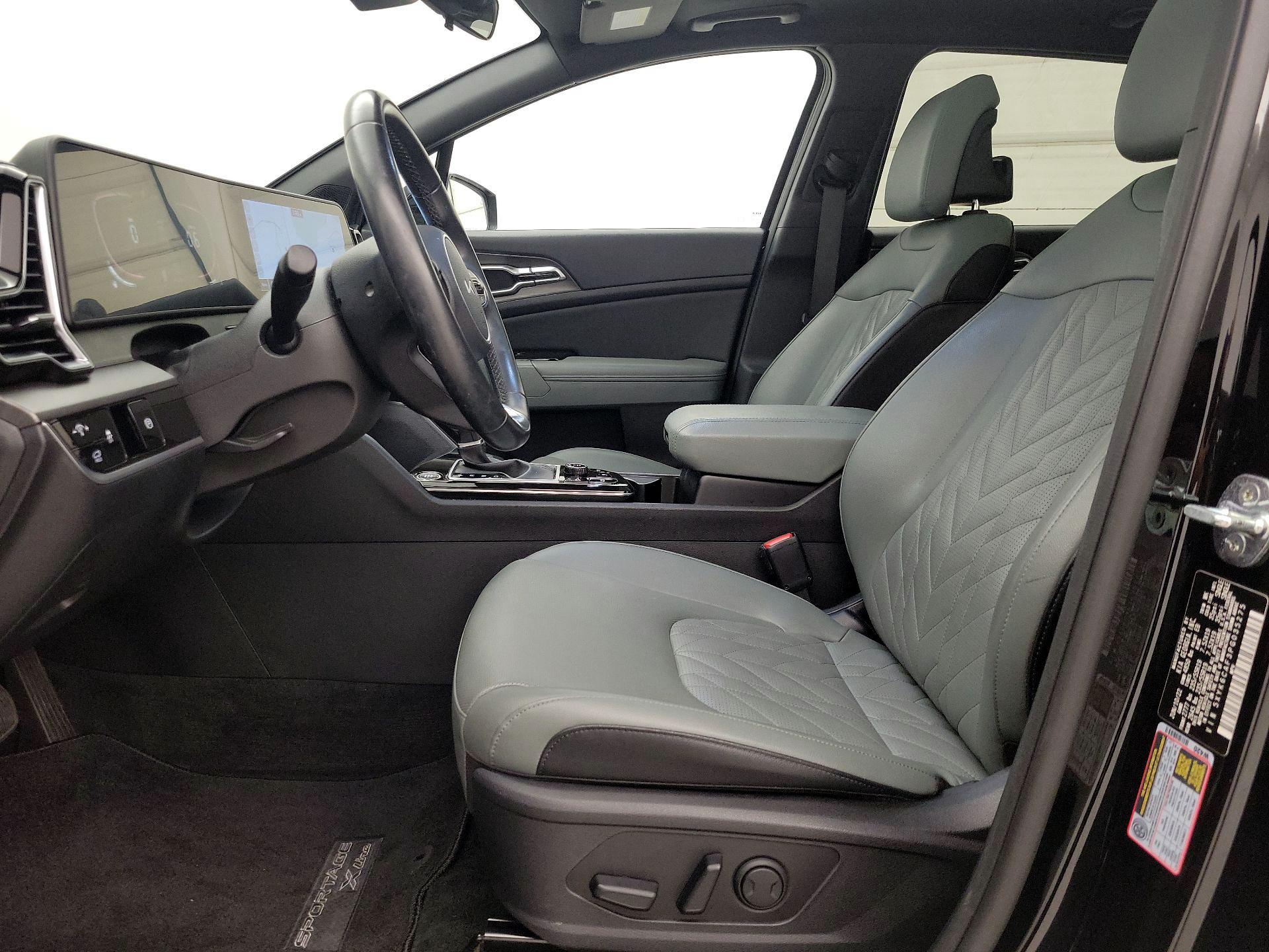 Thumbnail: 2023 Kia Sportage - 11