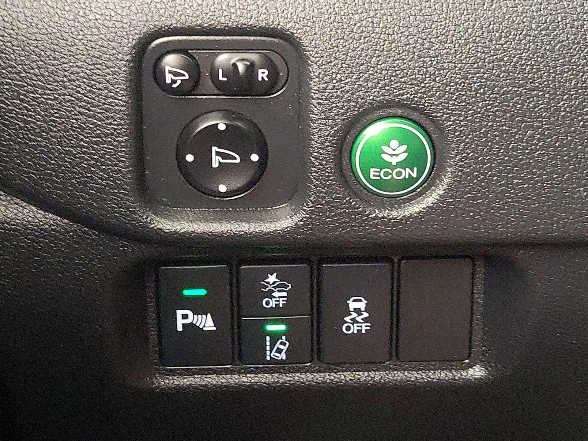 Thumbnail: 2019 Honda Passport - 13