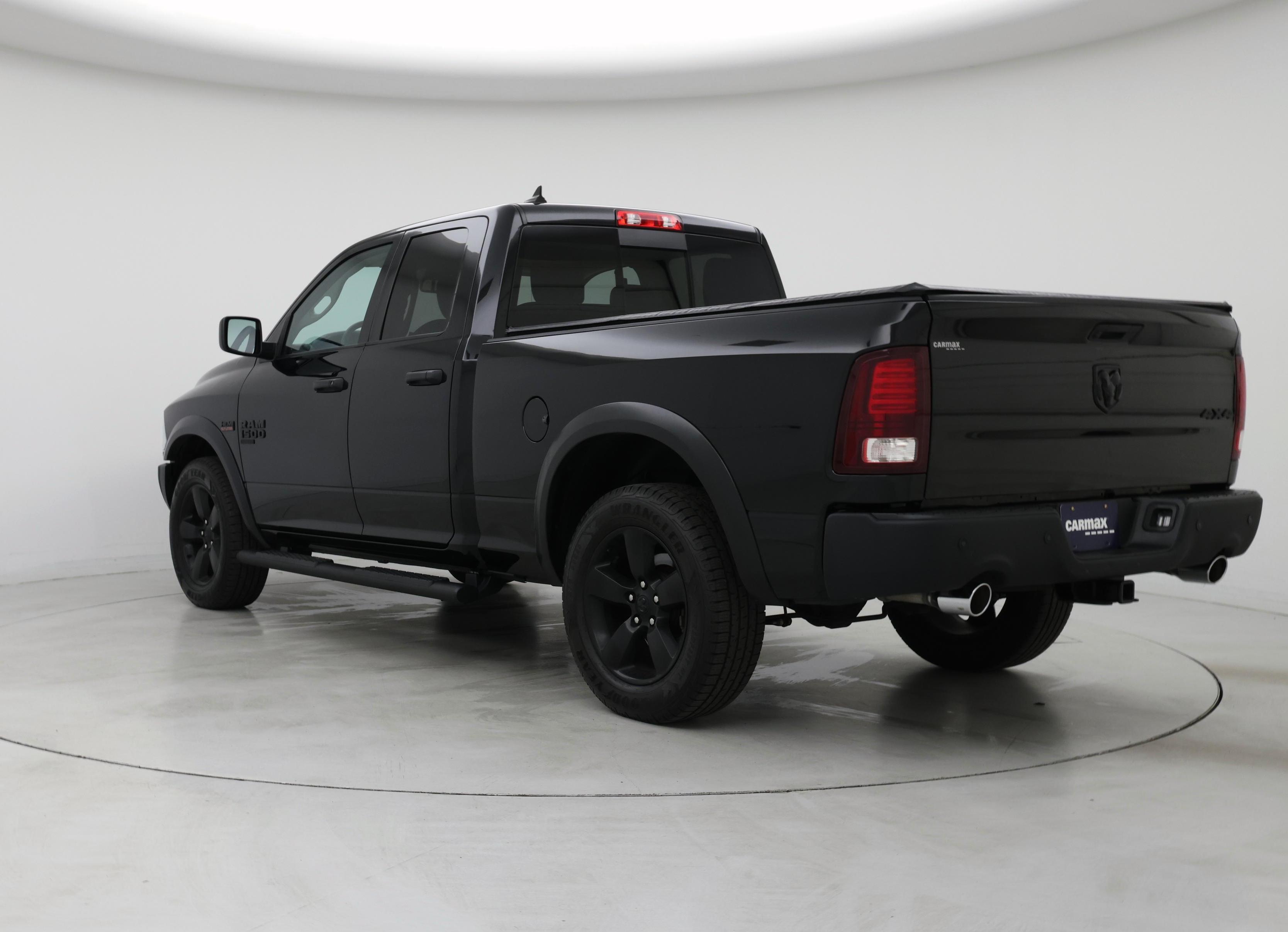 Thumbnail: 2020 RAM 1500 Classic - 2