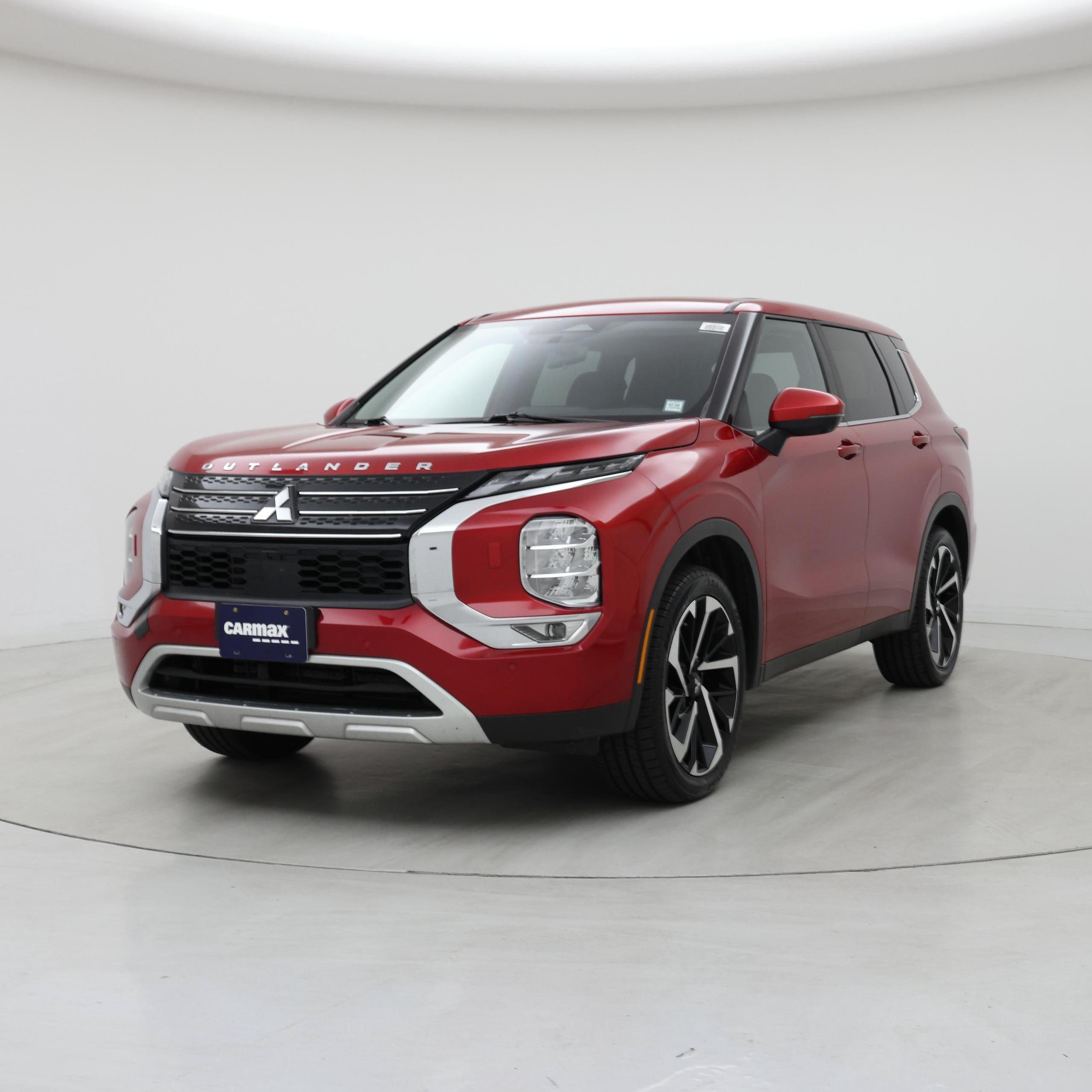 Thumbnail: 2023 Mitsubishi Outlander - 4