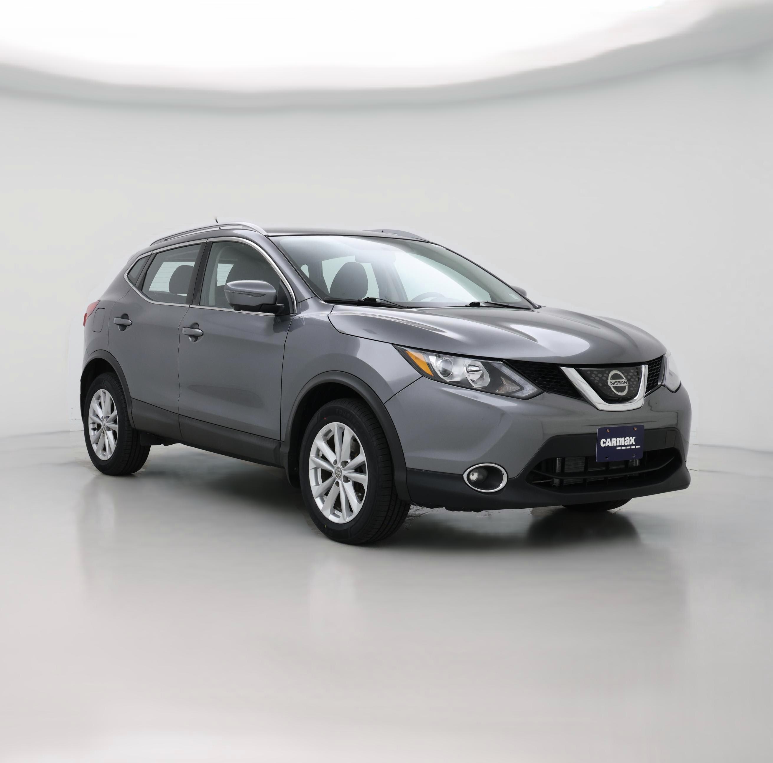 Thumbnail: 2018 Nissan Rogue Sport - 1