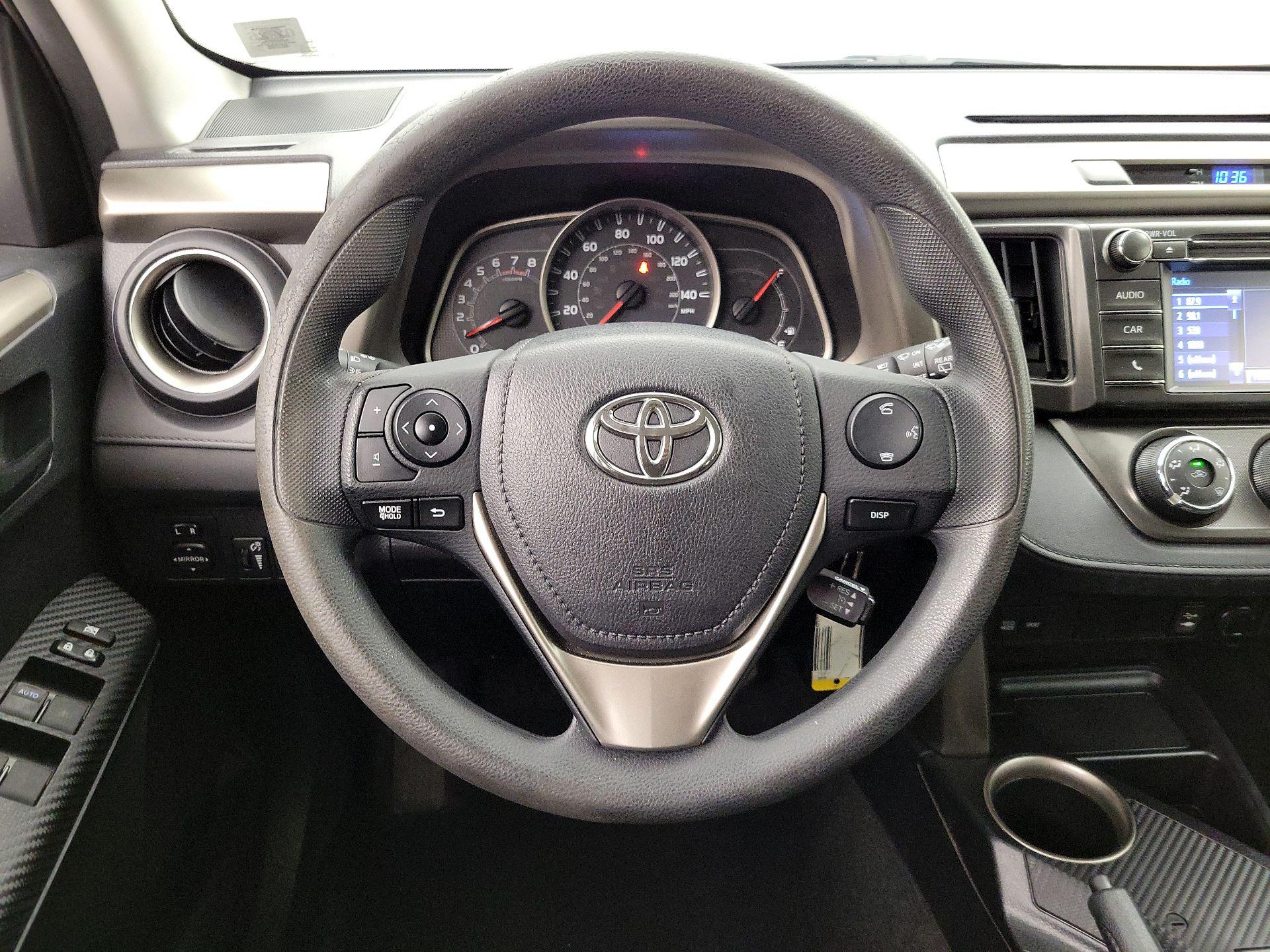 Thumbnail: 2015 Toyota RAV4 - 10