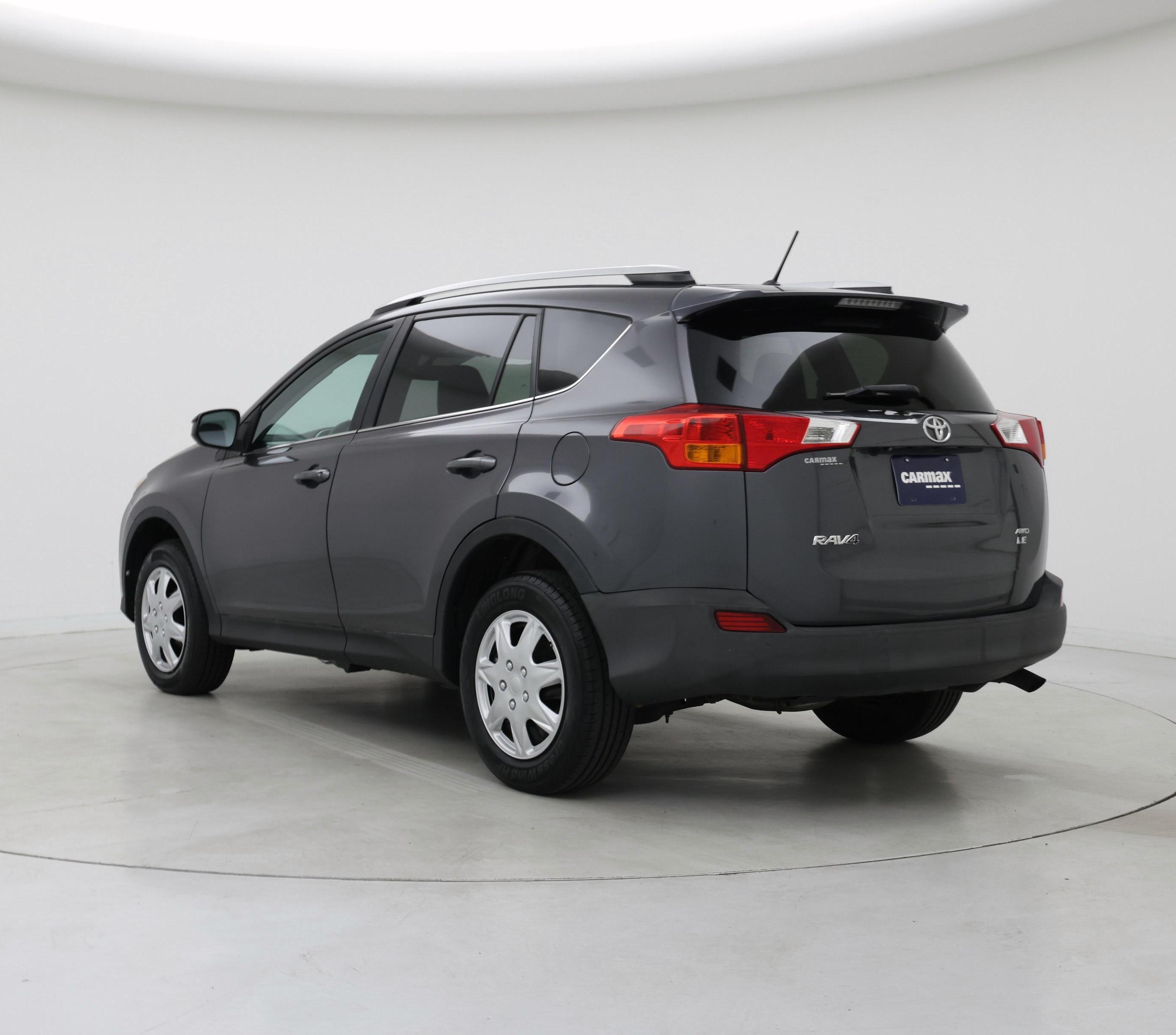 Thumbnail: 2015 Toyota RAV4 - 2
