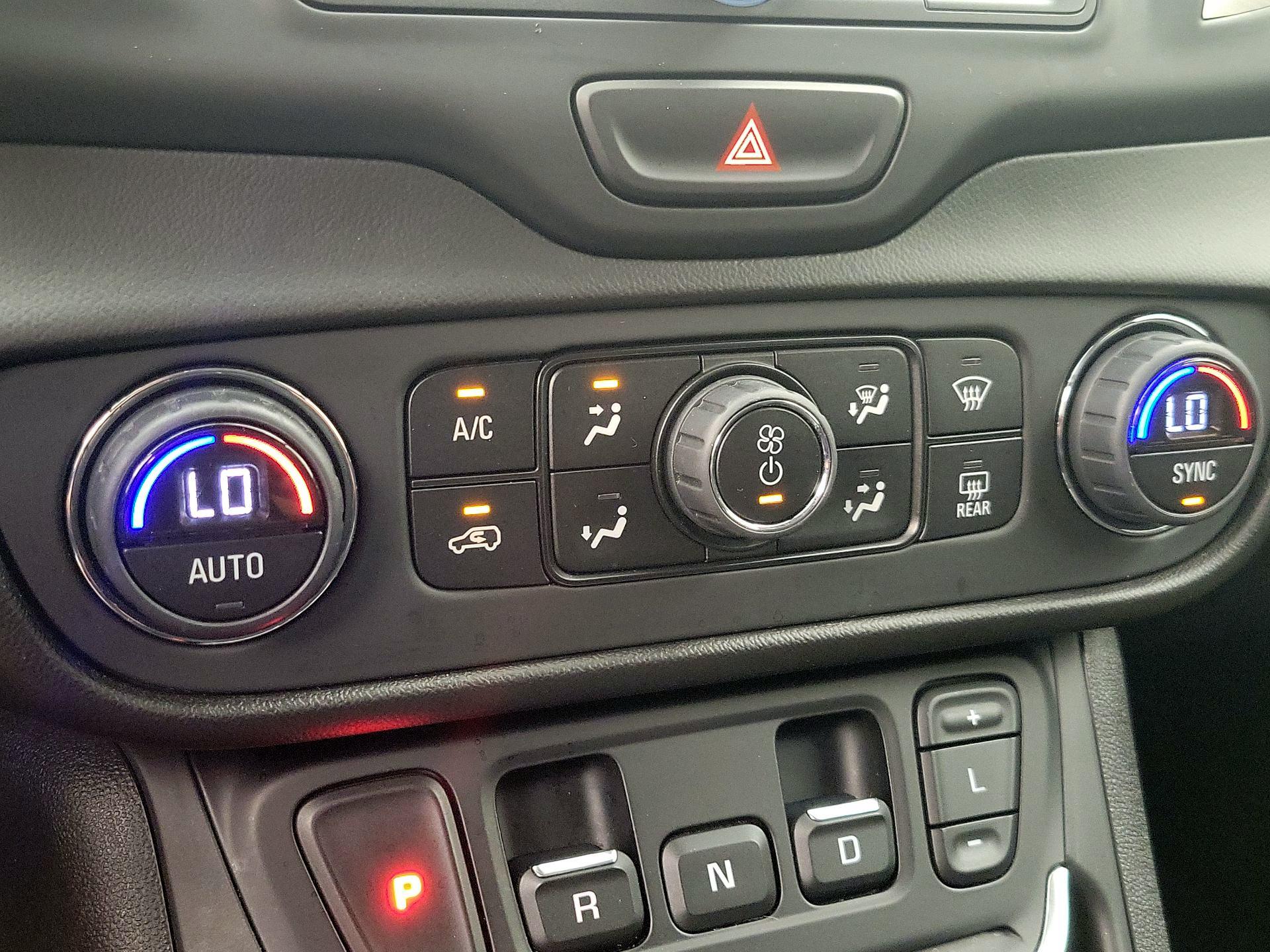 Thumbnail: 2019 GMC Terrain - 16