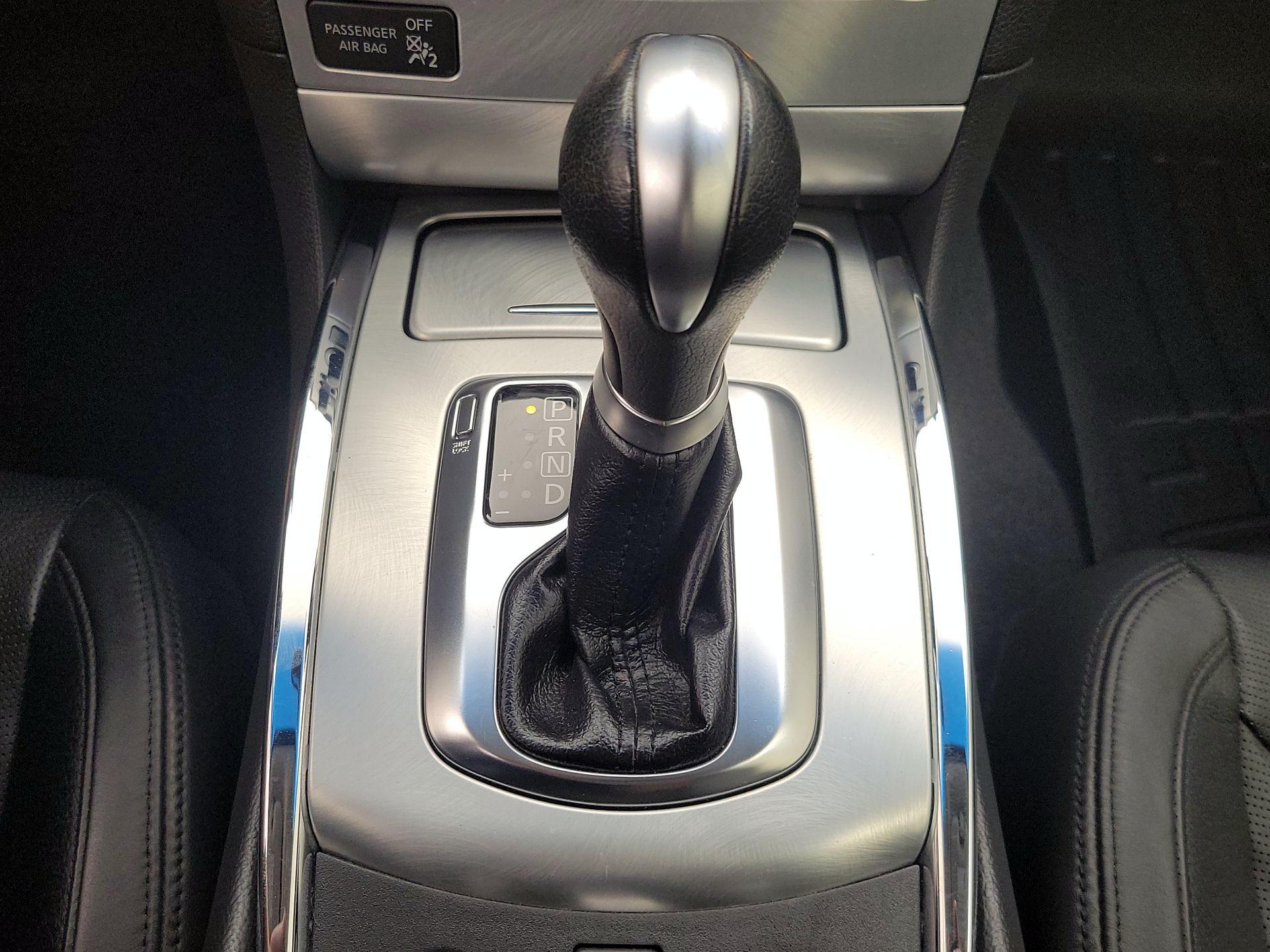Thumbnail: 2014 INFINITI Q60 - 18