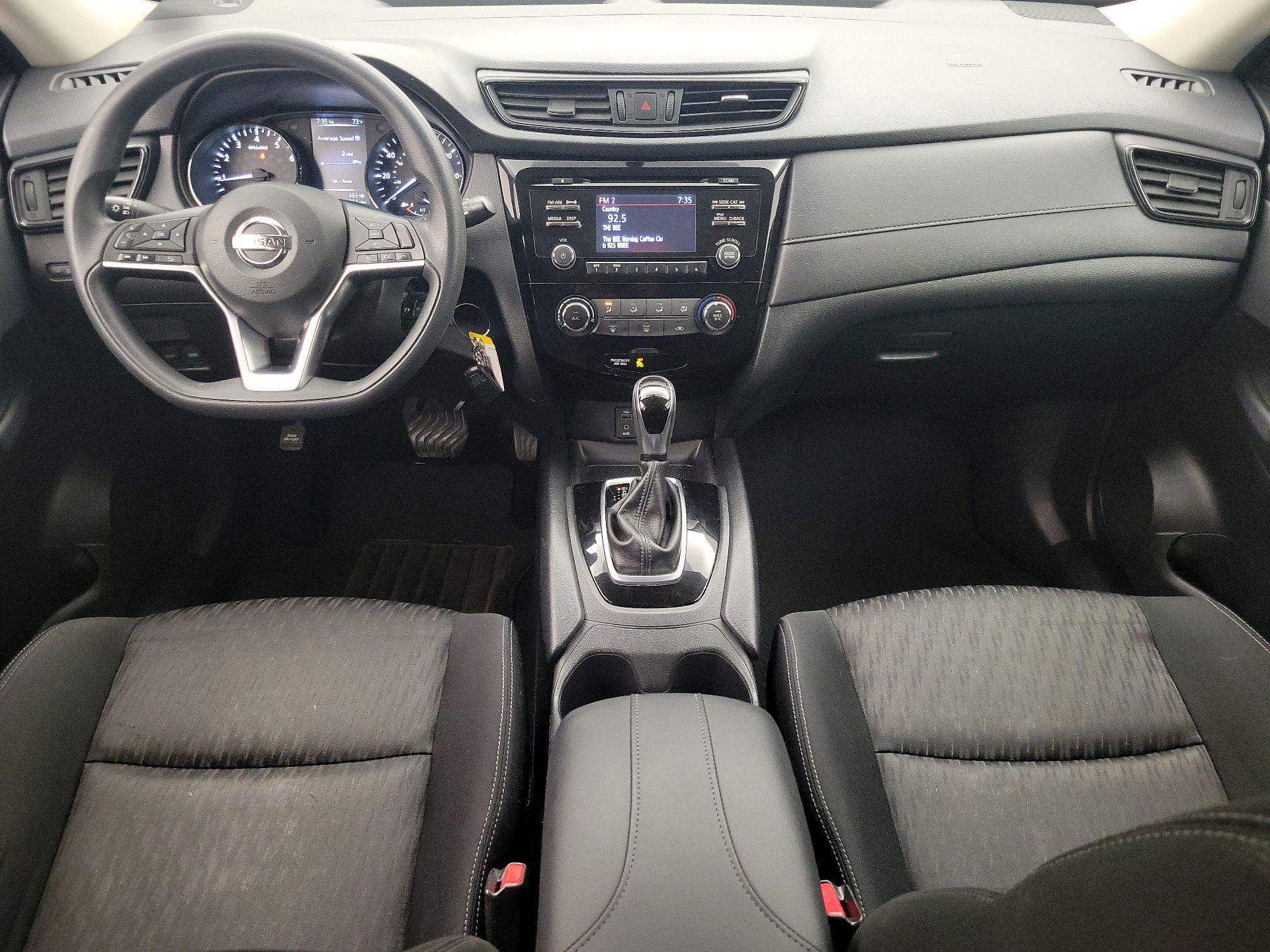 Thumbnail: 2017 Nissan Rogue - 9