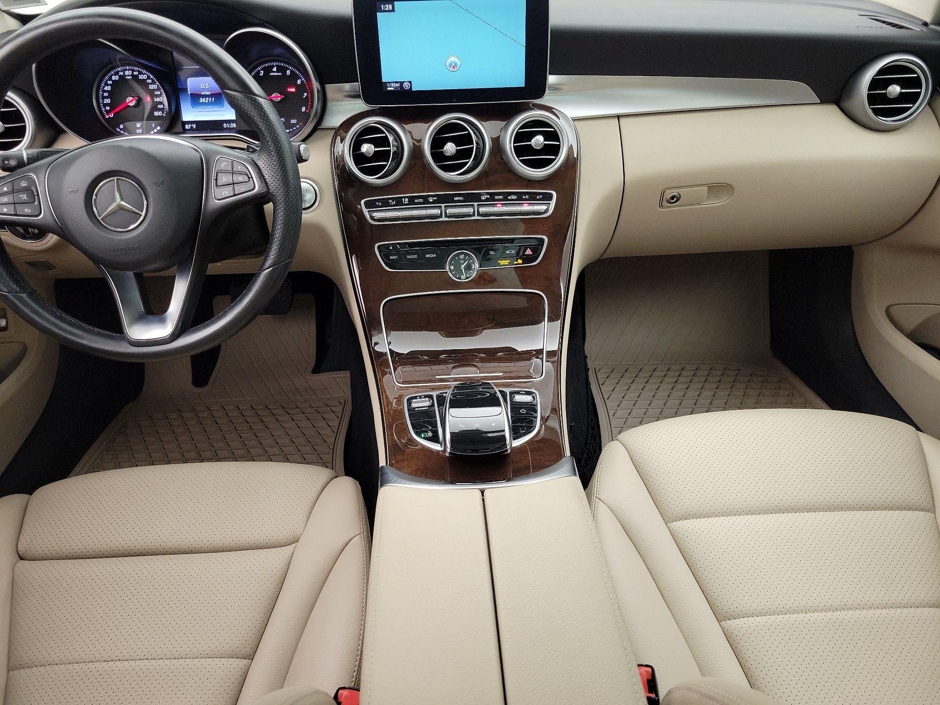 Thumbnail: 2016 Mercedes-Benz C-Class - 9