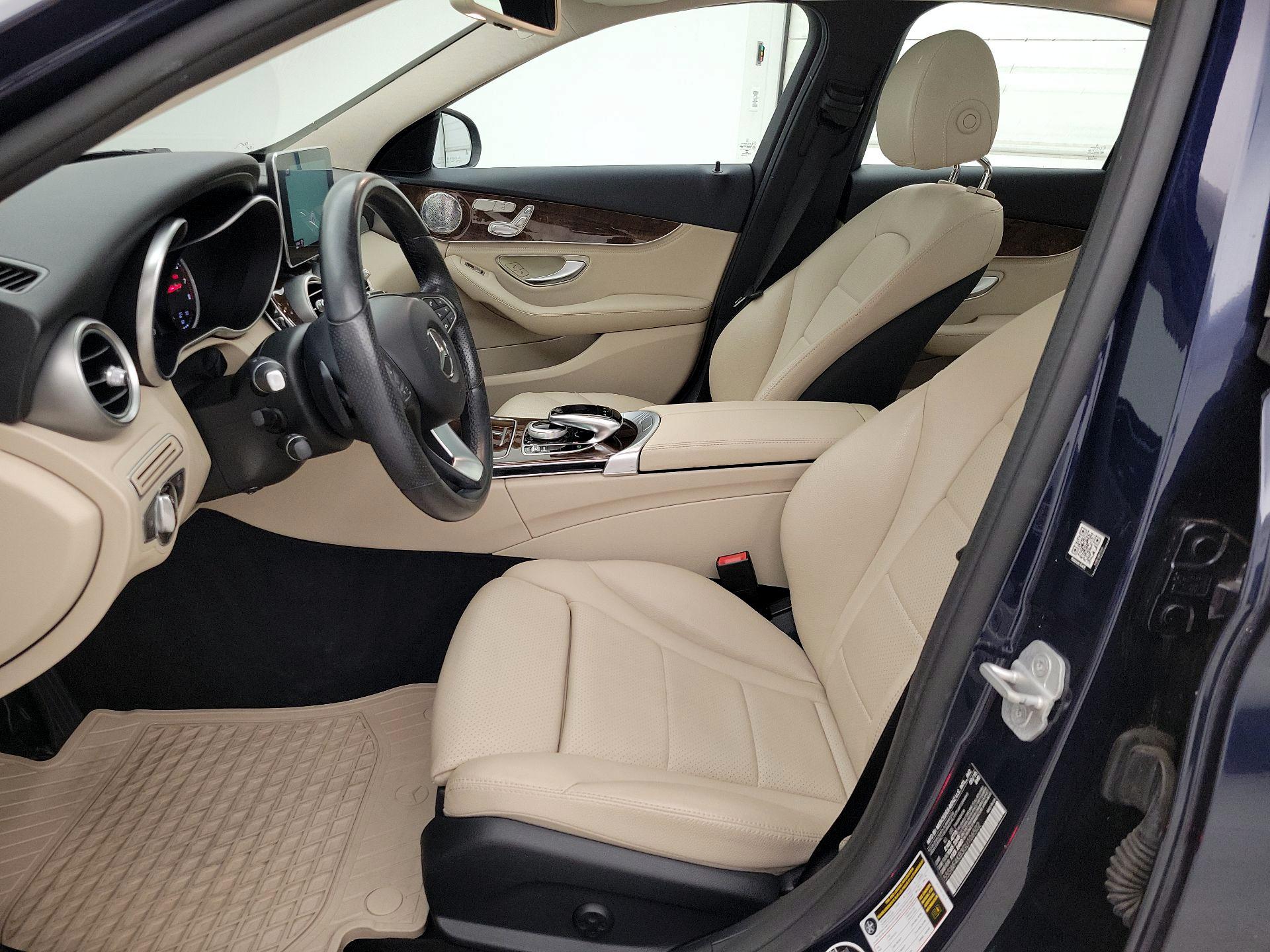 Thumbnail: 2016 Mercedes-Benz C-Class - 11