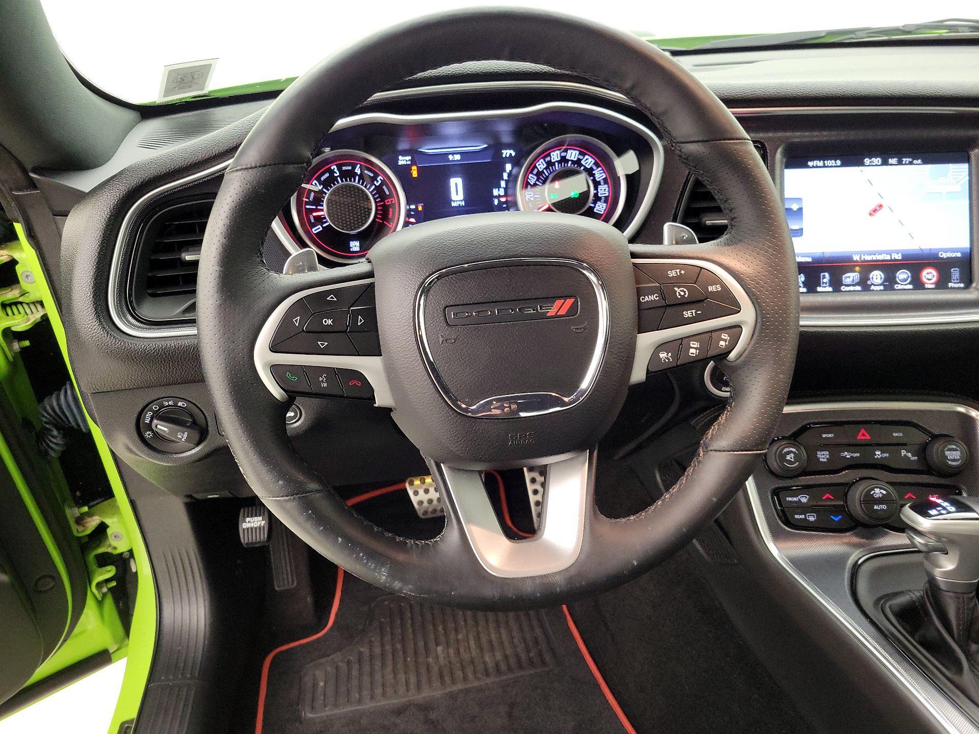 Thumbnail: 2015 Dodge Challenger - 10