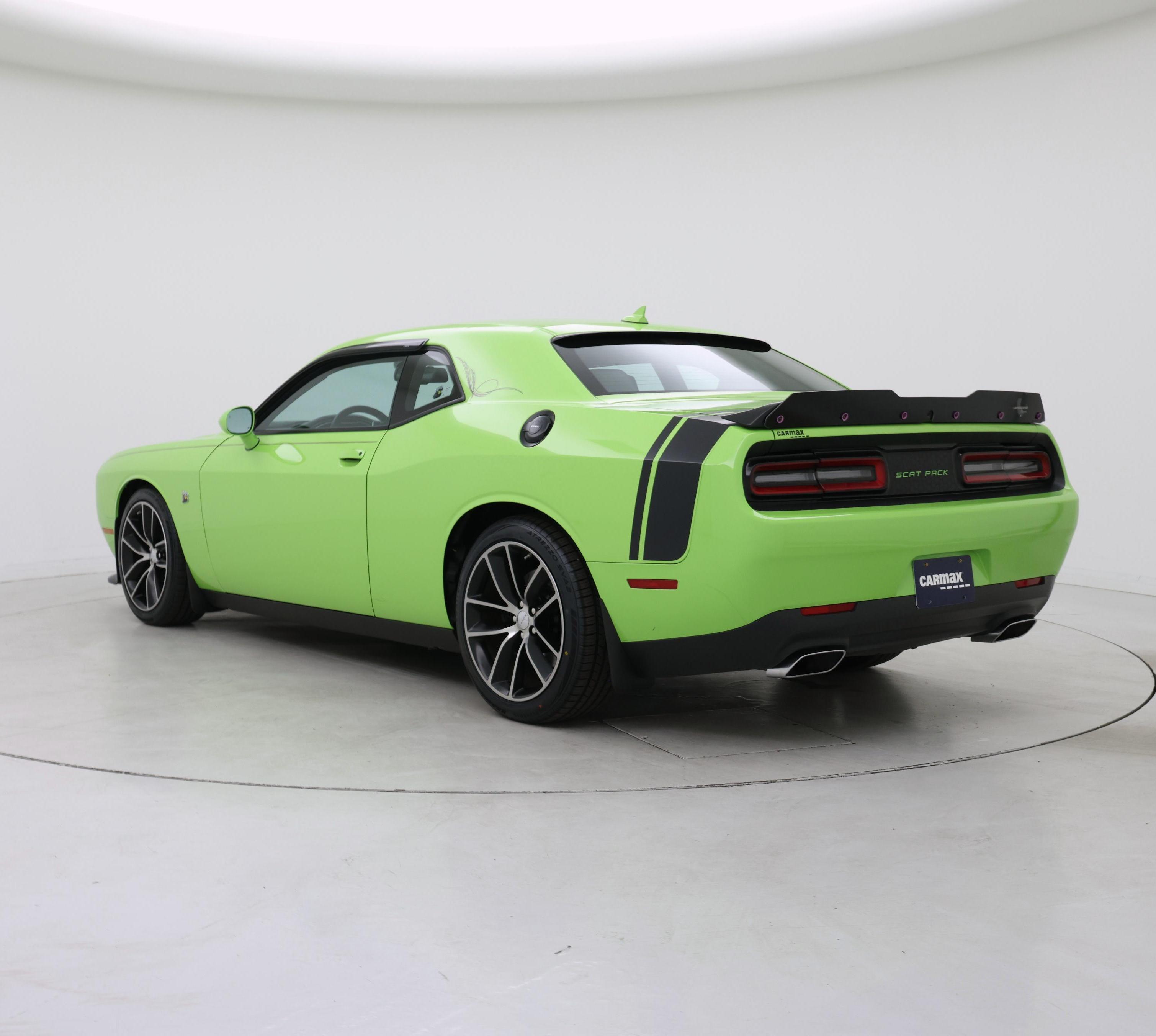 Thumbnail: 2015 Dodge Challenger - 2