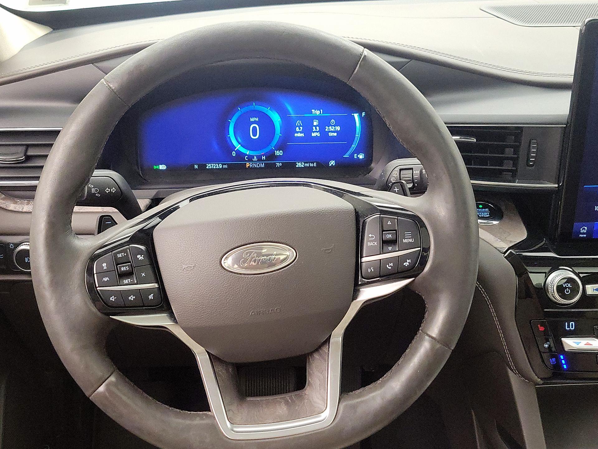 Thumbnail: 2021 Ford Explorer - 10