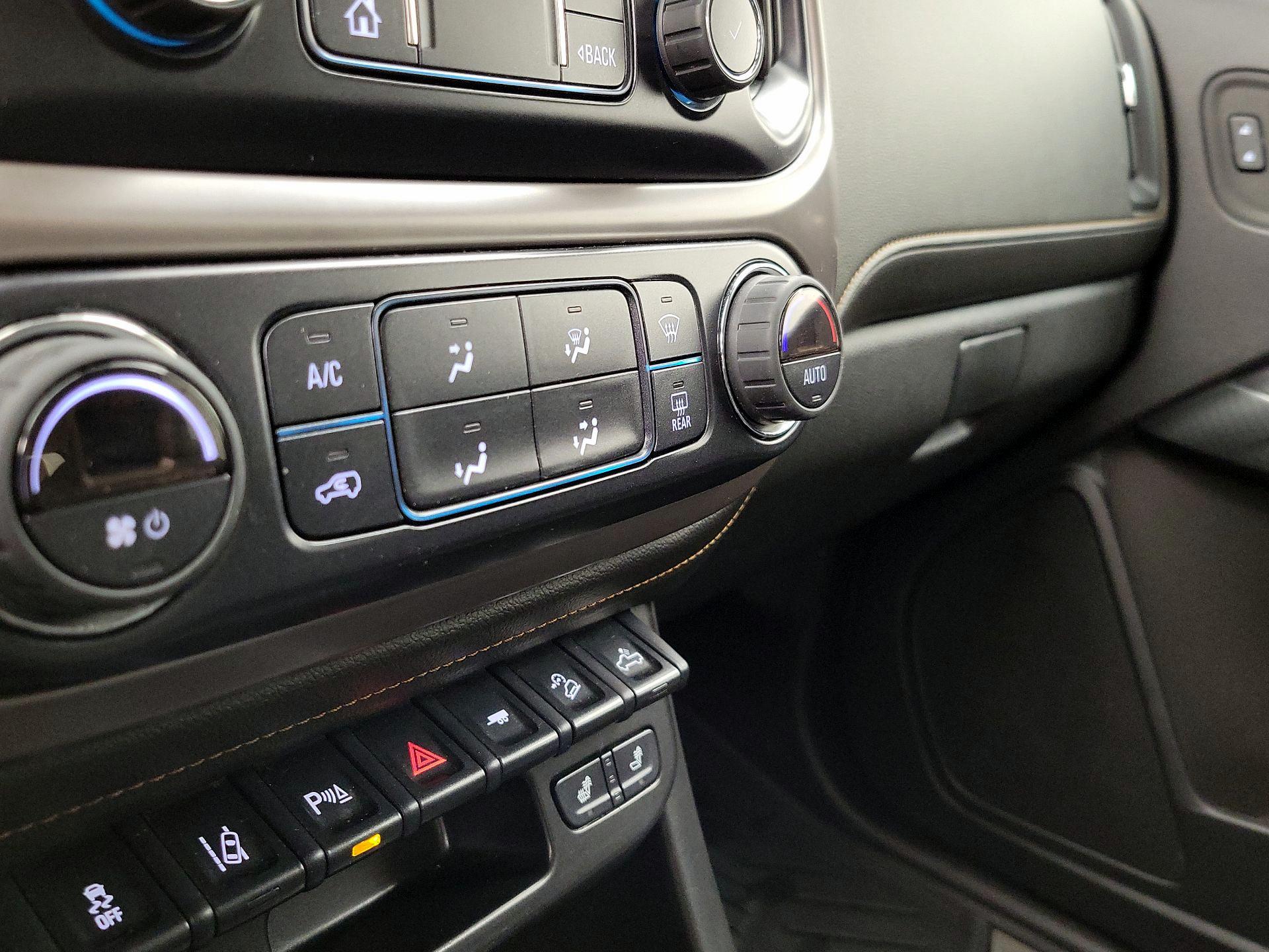 Thumbnail: 2022 GMC Canyon - 16