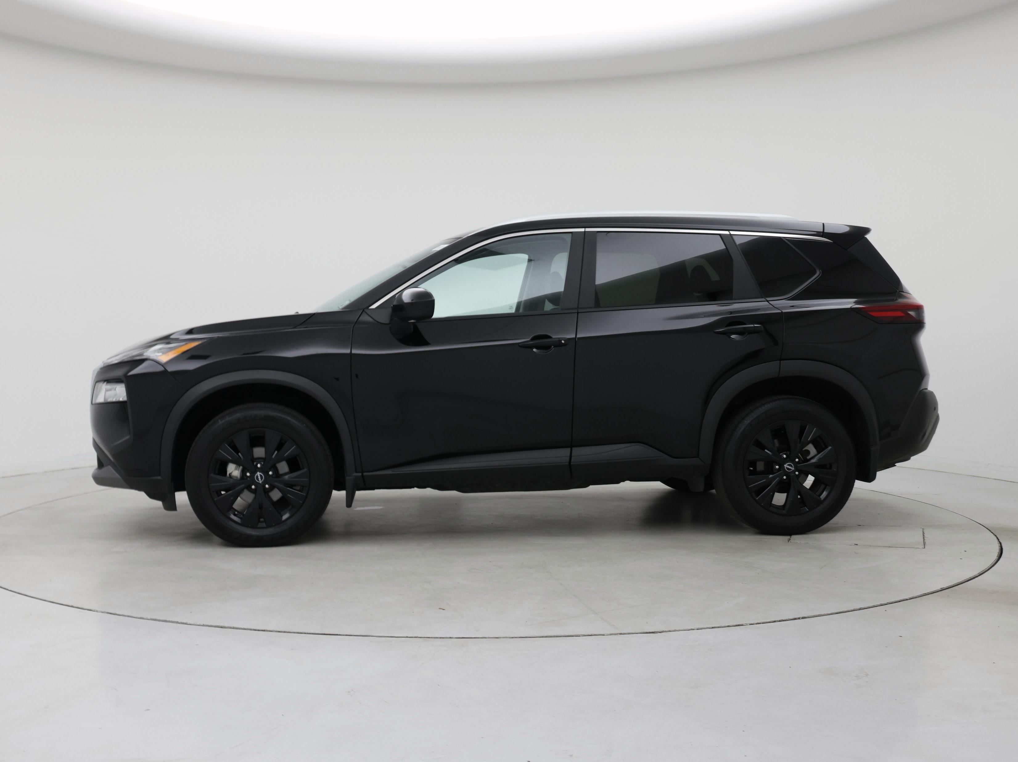 Thumbnail: 2023 Nissan Rogue - 3