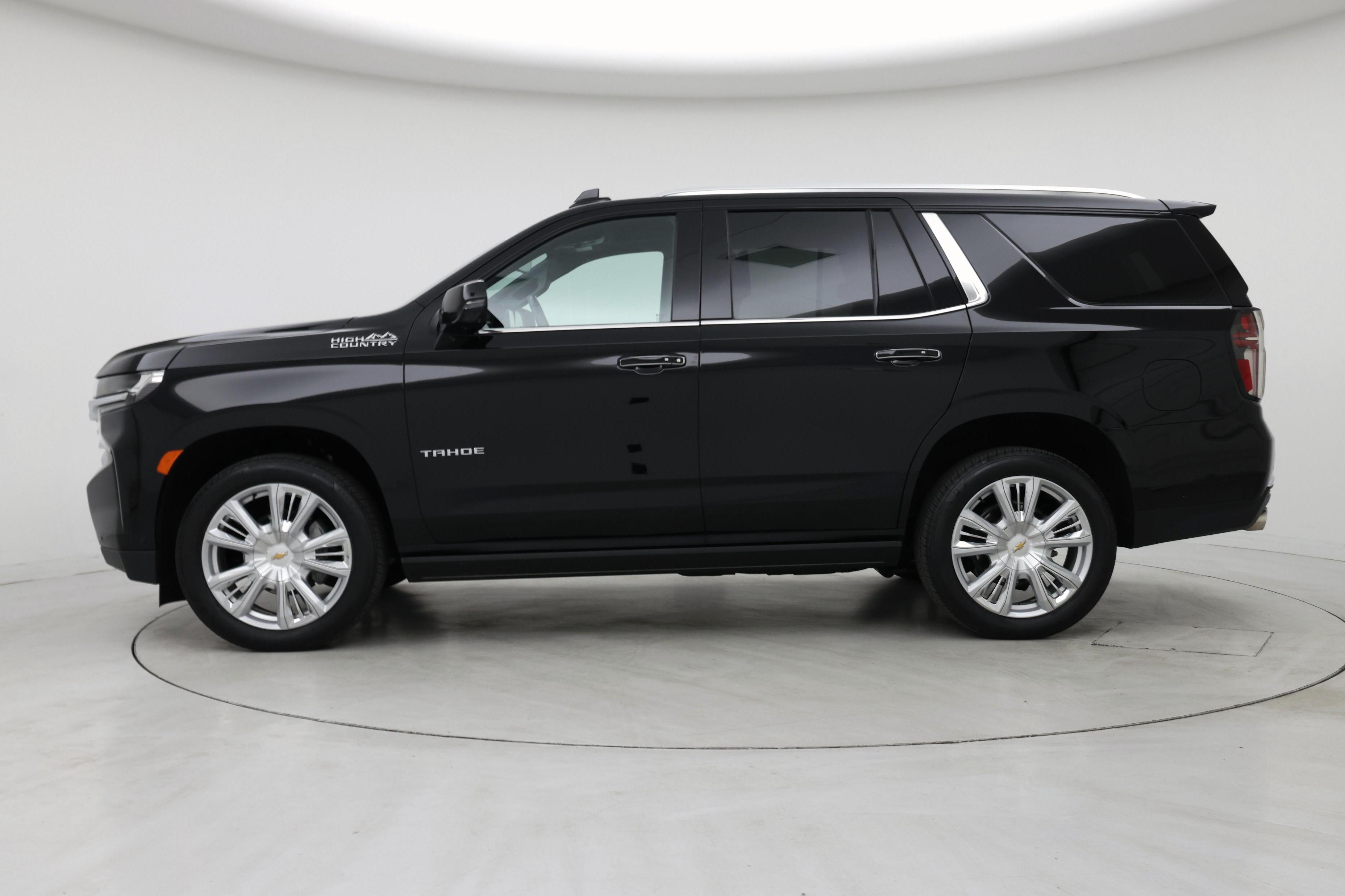 Thumbnail: 2024 Chevrolet Tahoe - 3