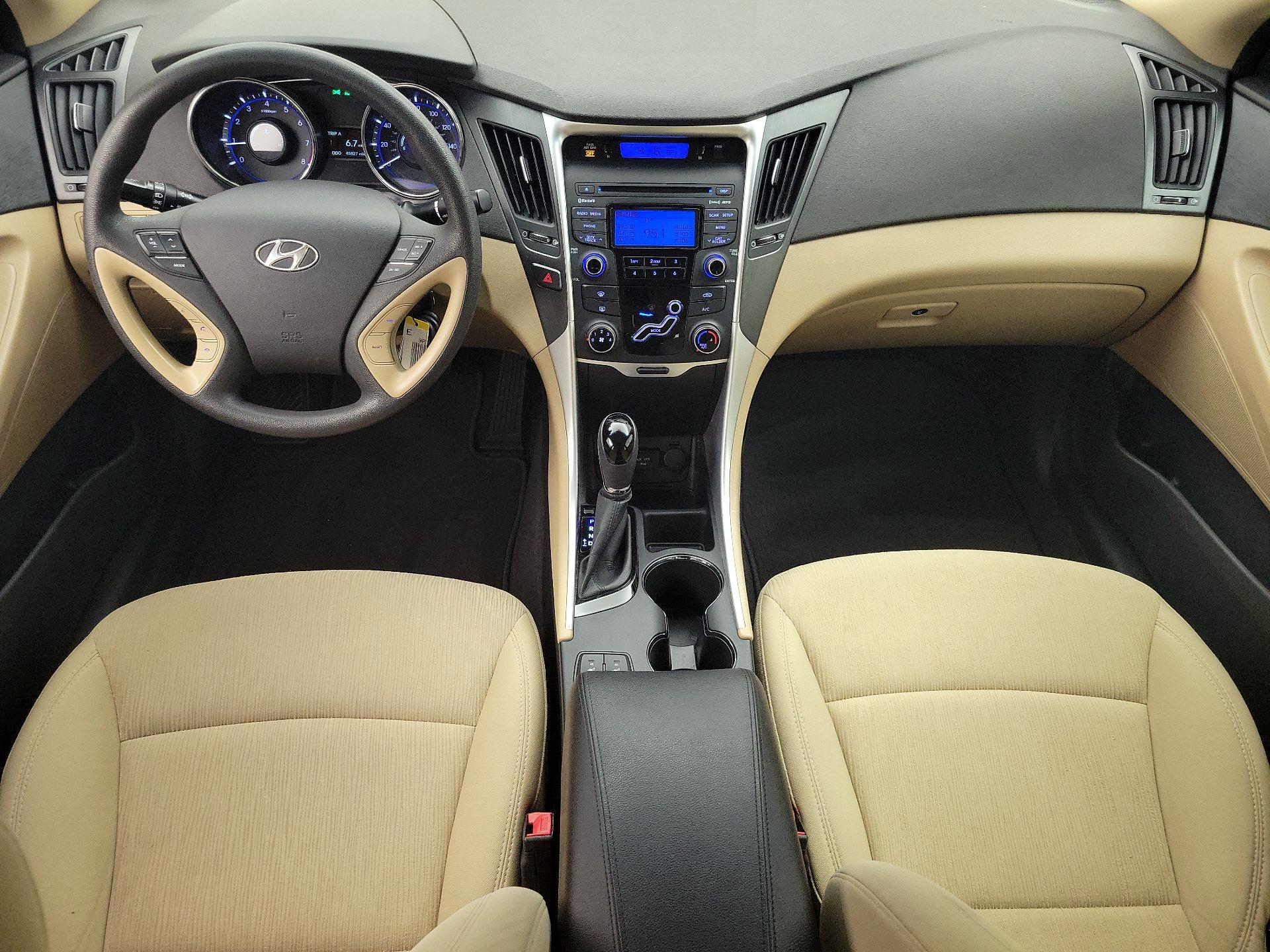 Thumbnail: 2013 Hyundai Sonata - 9