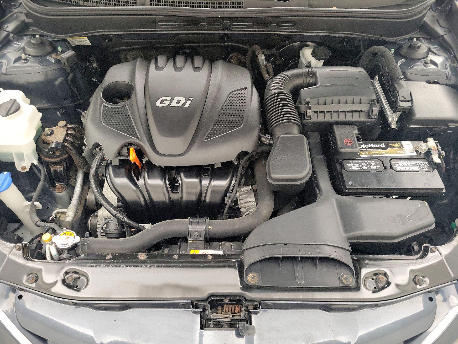 Thumbnail: 2013 Hyundai Sonata - 20