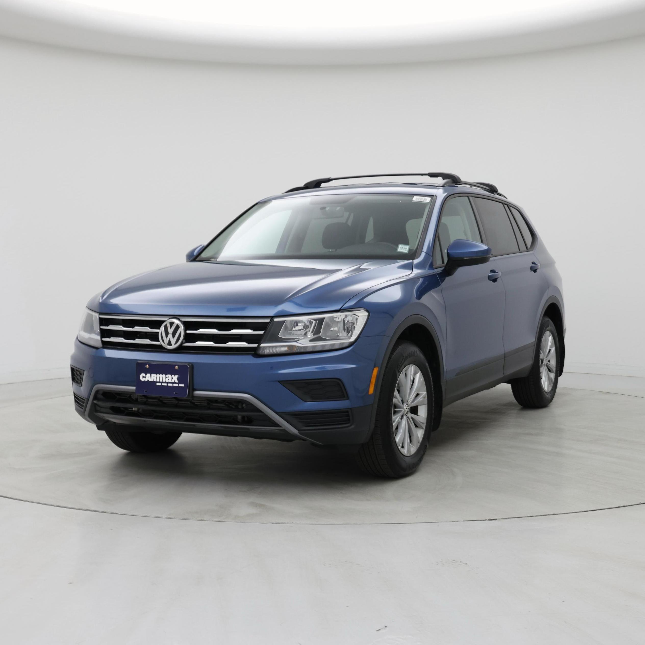 Thumbnail: 2019 Volkswagen Tiguan - 4