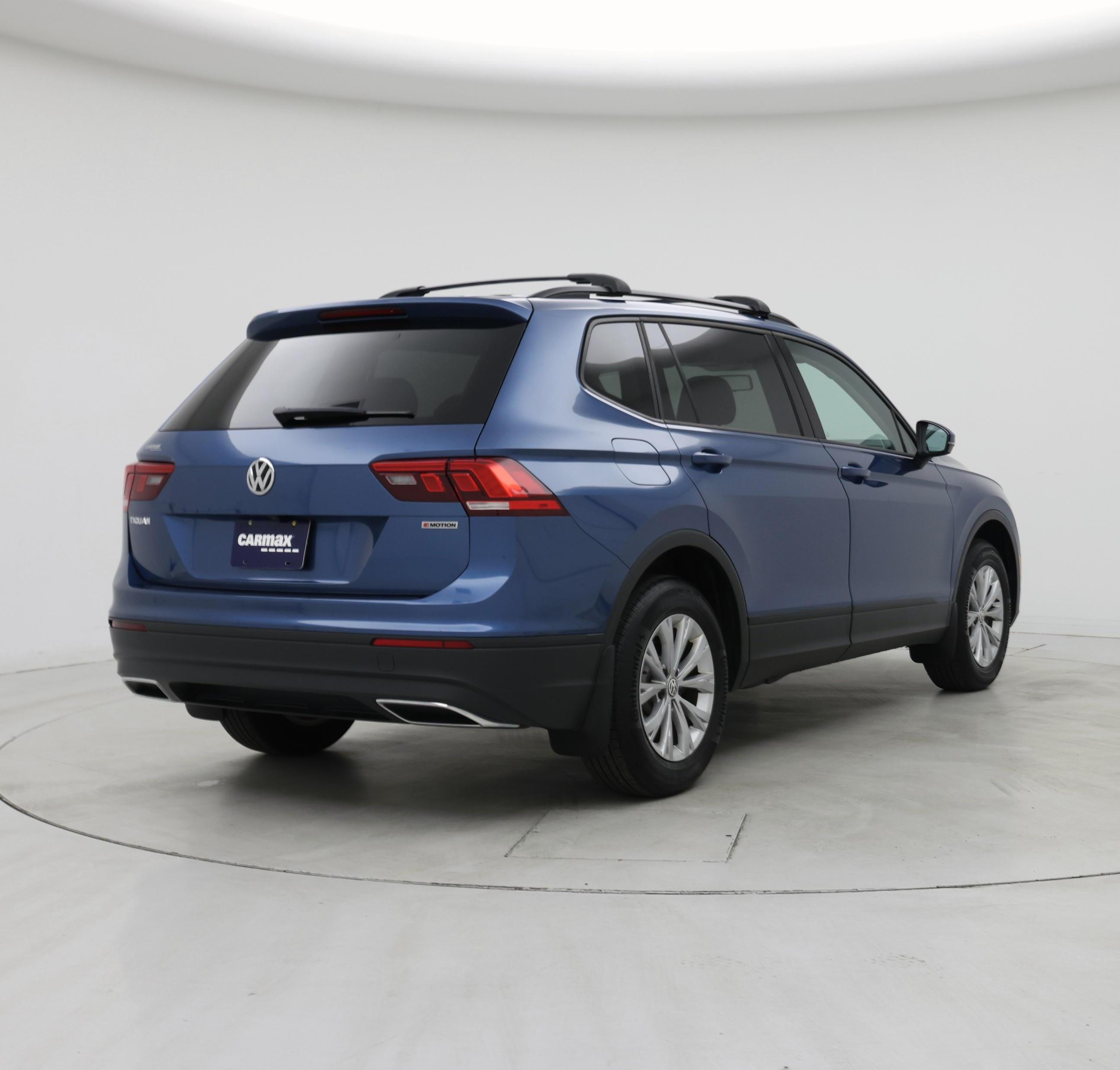 Thumbnail: 2019 Volkswagen Tiguan - 8