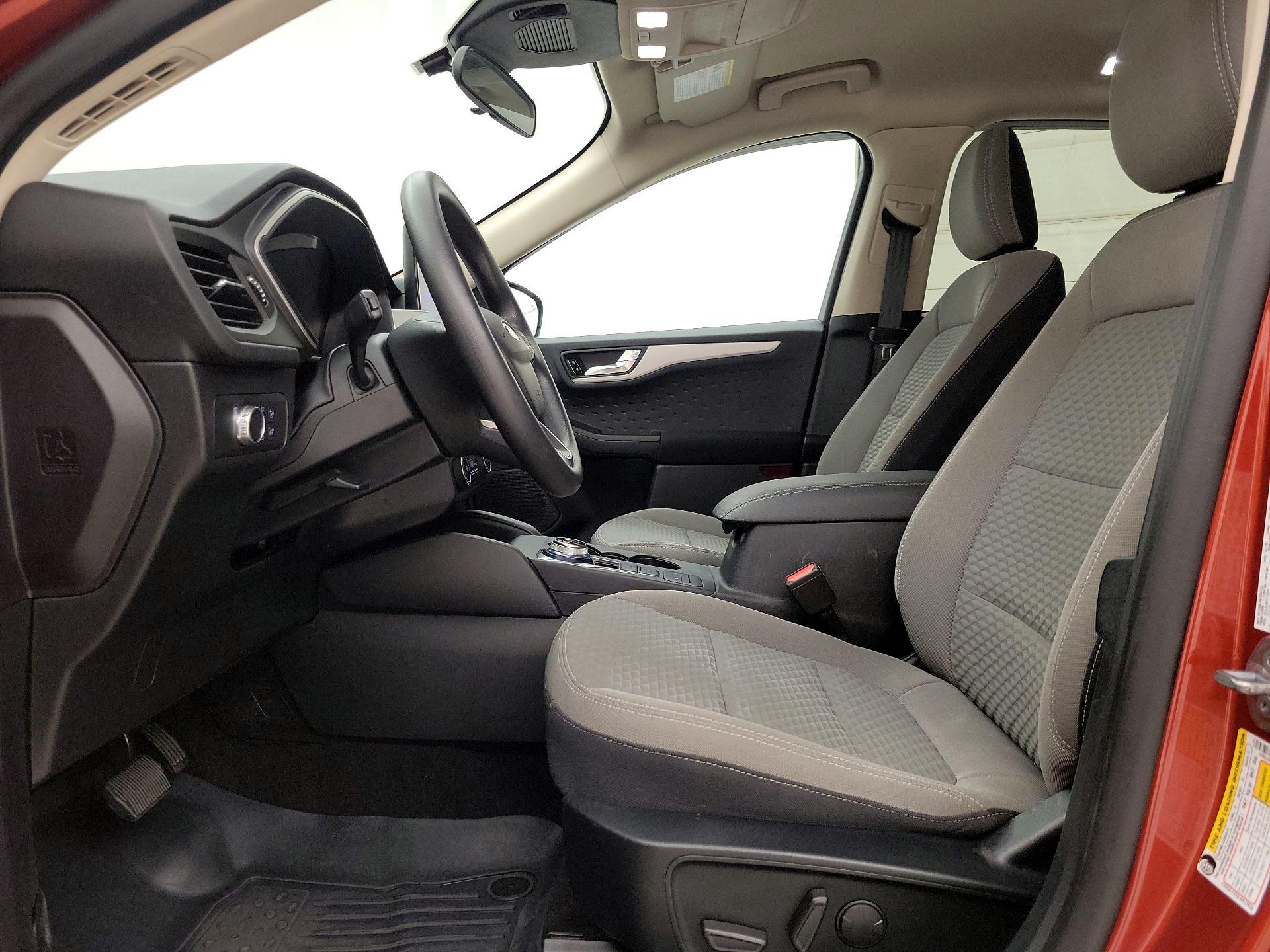 Thumbnail: 2020 Ford Escape - 11