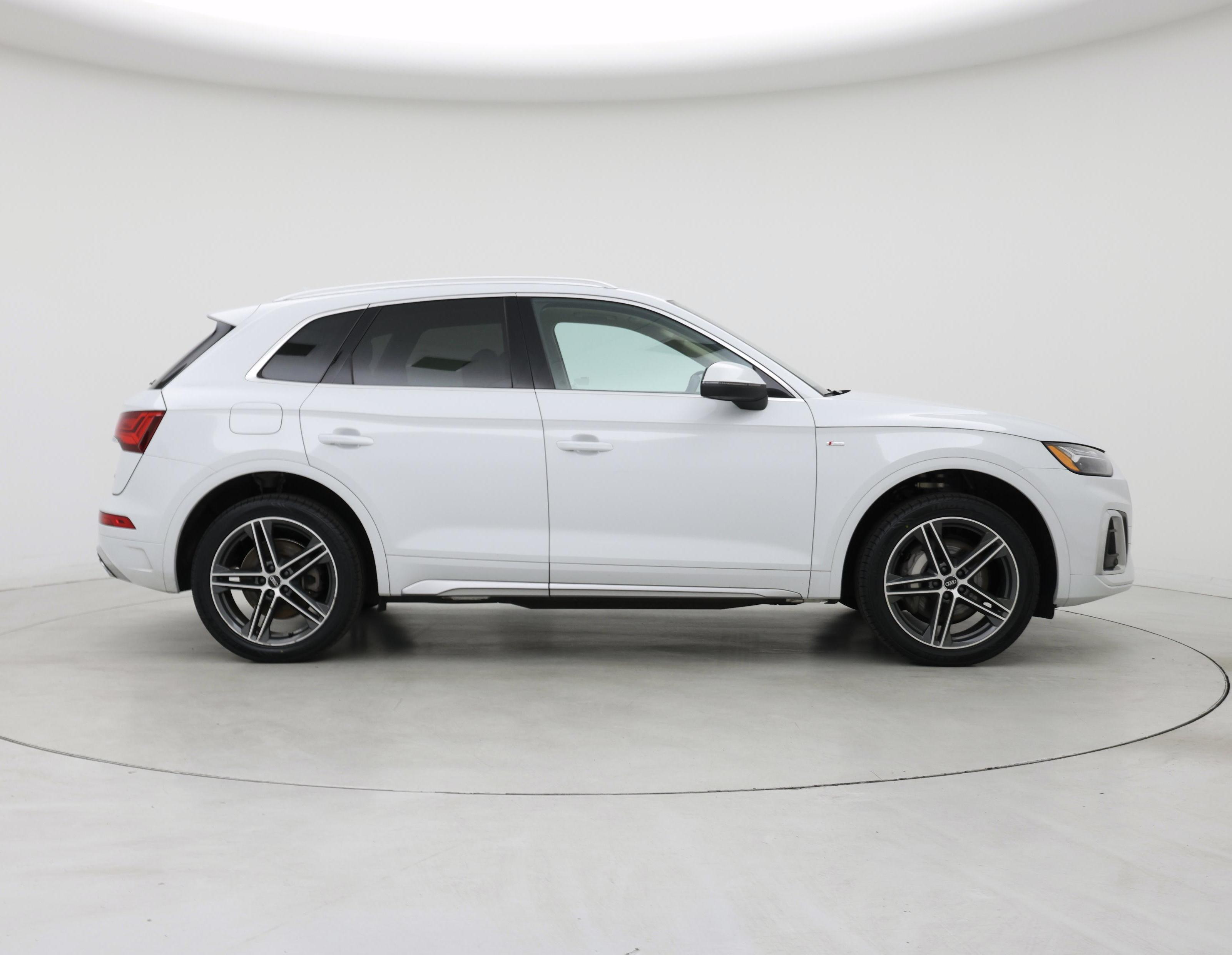 Thumbnail: 2021 Audi Q5 - 7